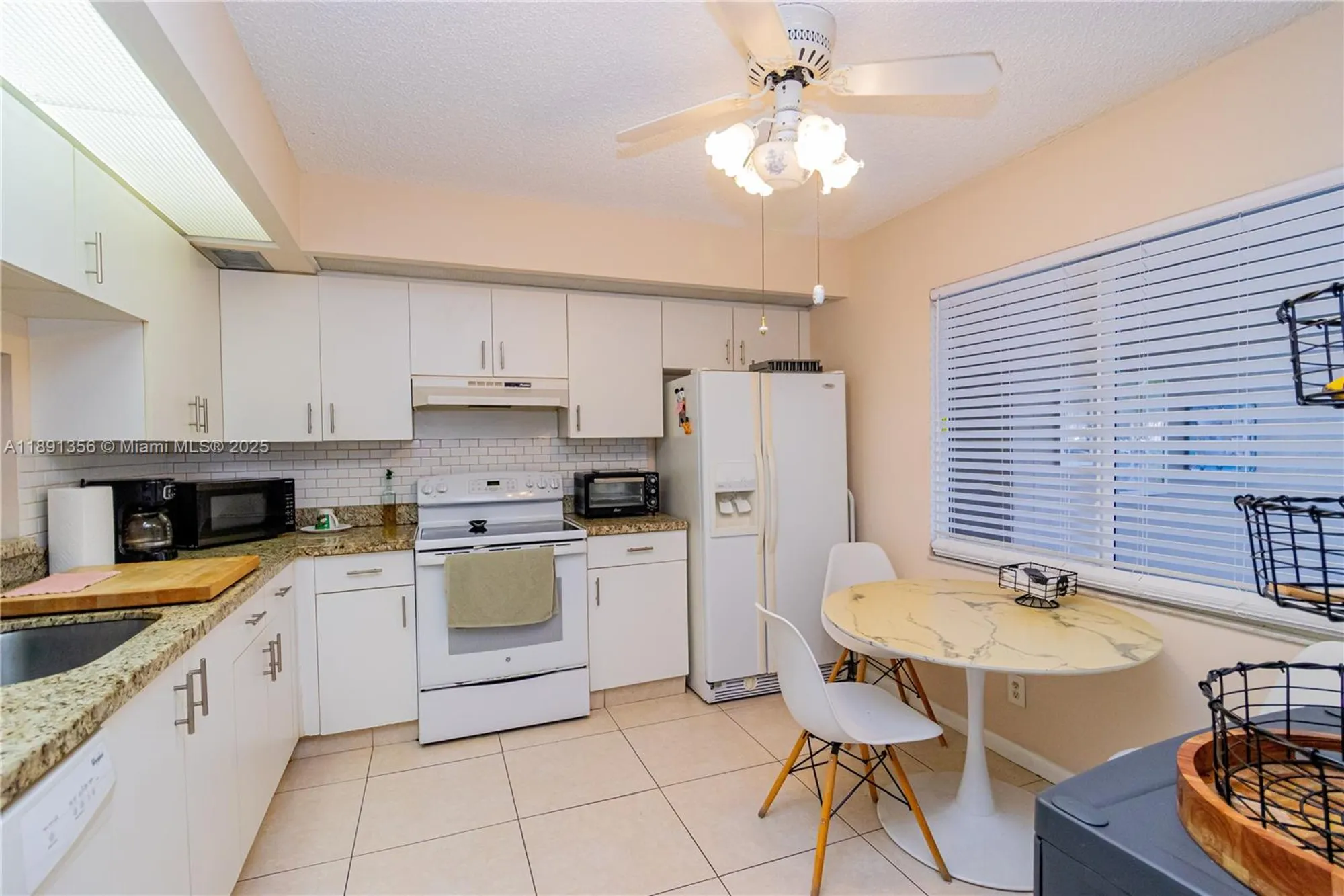 Property Slideshow image 5 of 30 | 13100 sw 11th ct 107c, Pembroke Pines, FL, 33027