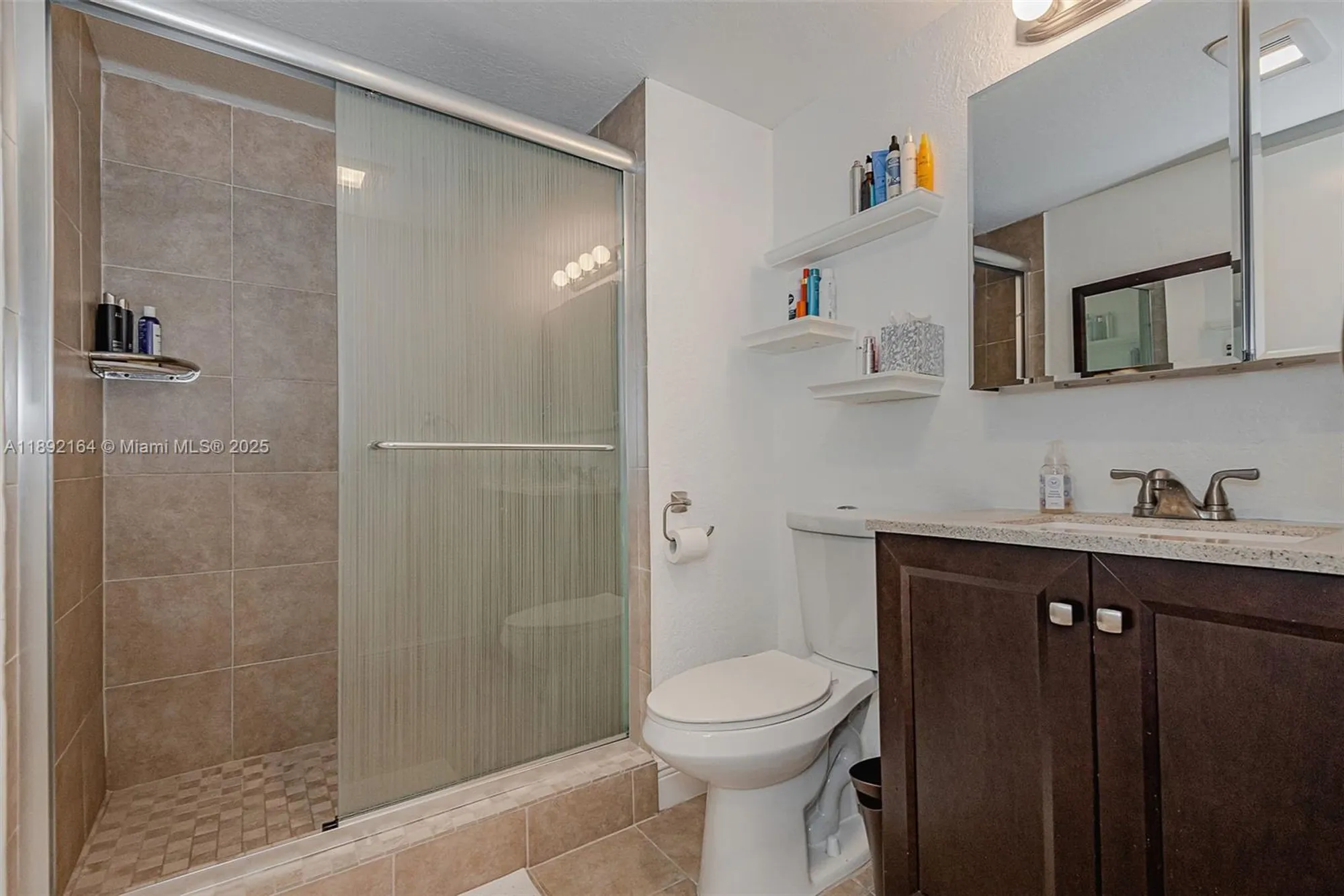 Property Slideshow image 20 of 27 | 9410 n hollybrook lake dr # 11-109, Pembroke Pines, FL, 33025