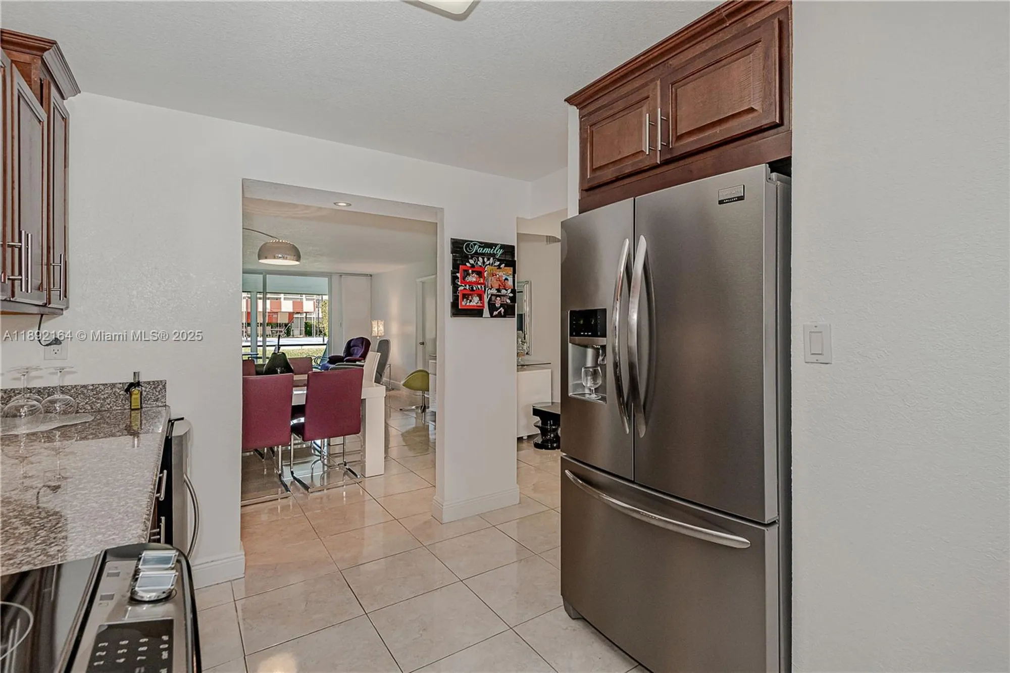 Property Slideshow image 5 of 27 | 9410 n hollybrook lake dr # 11-109, Pembroke Pines, FL, 33025