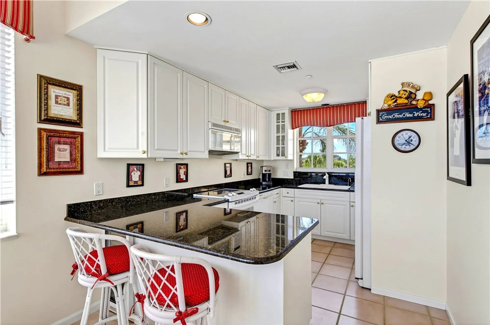 Property Slideshow image 15 of 35 | 5540 n harbor village dr 305, Vero Beach, FL, 32967