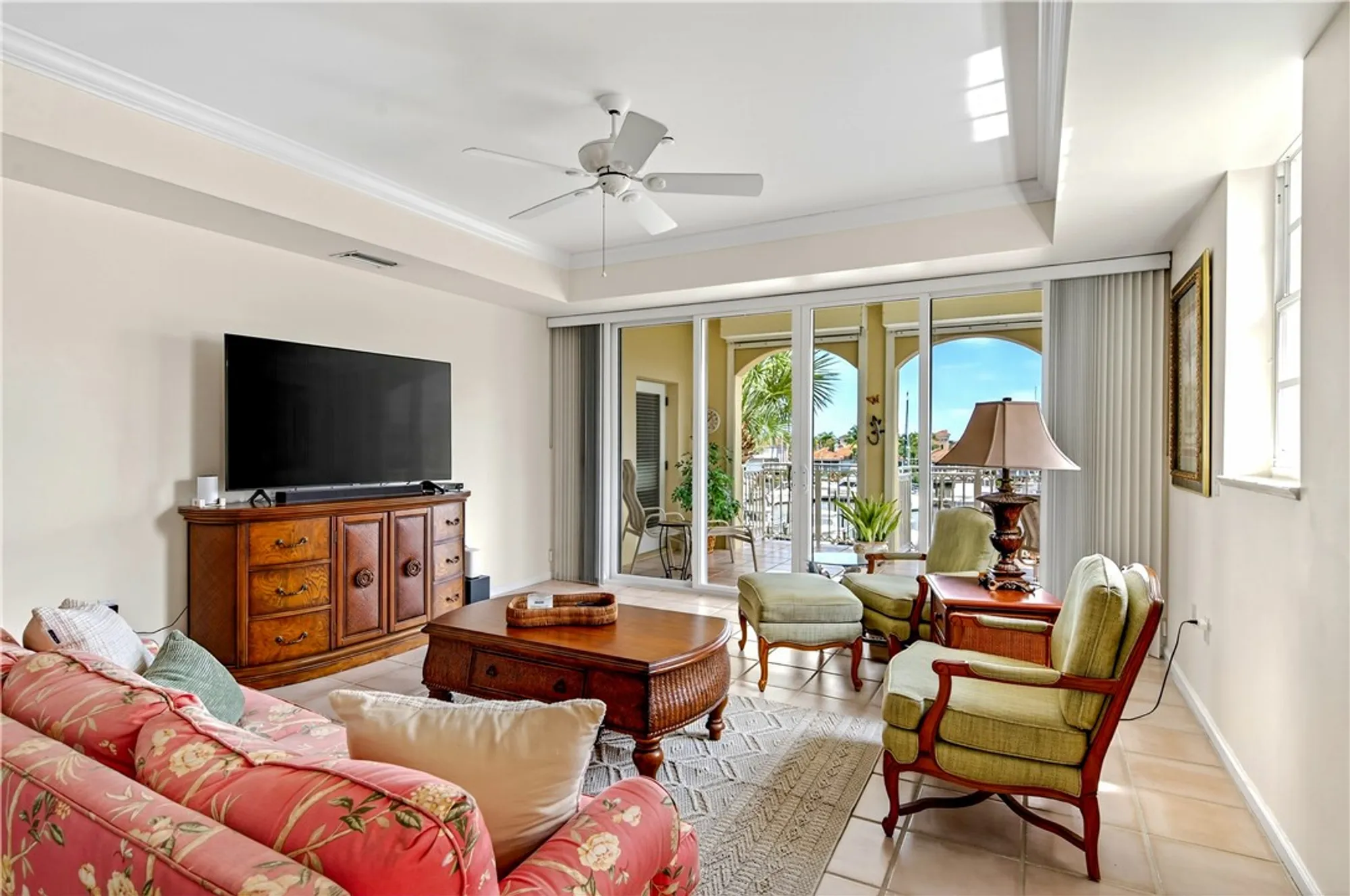 Property Slideshow image 13 of 35 | 5540 n harbor village dr 305, Vero Beach, FL, 32967