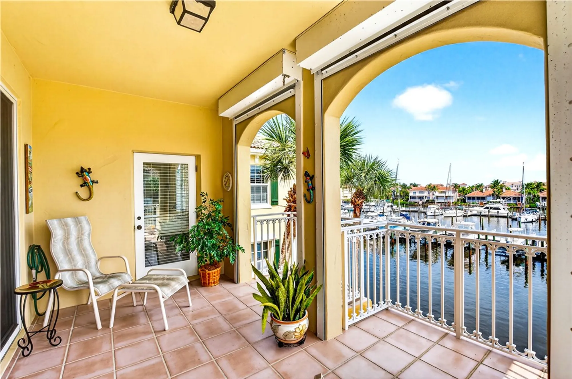 Property Slideshow image 3 of 35 | 5540 n harbor village dr 305, Vero Beach, FL, 32967