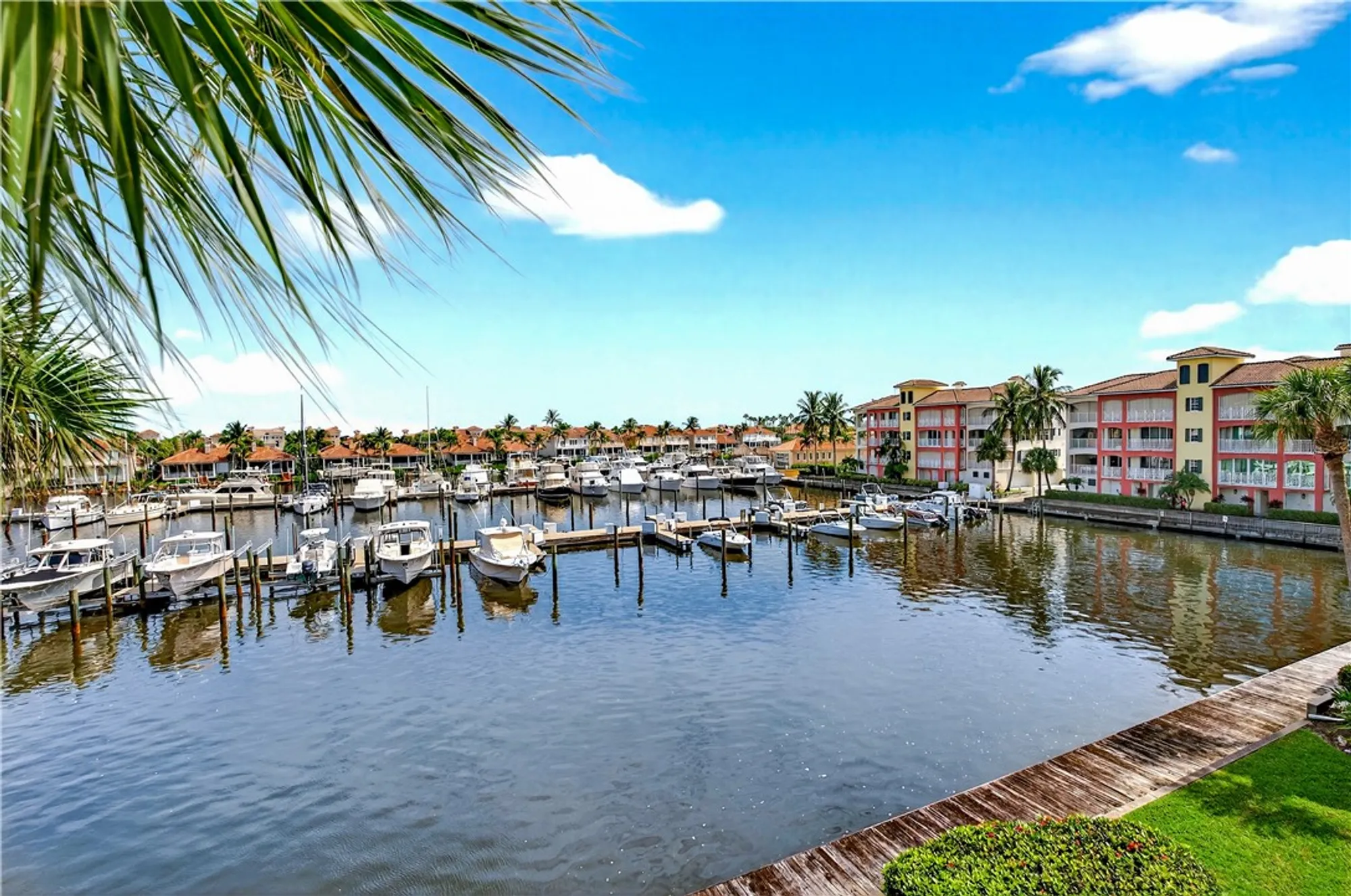 Property Slideshow image 4 of 35 | 5540 n harbor village dr 305, Vero Beach, FL, 32967