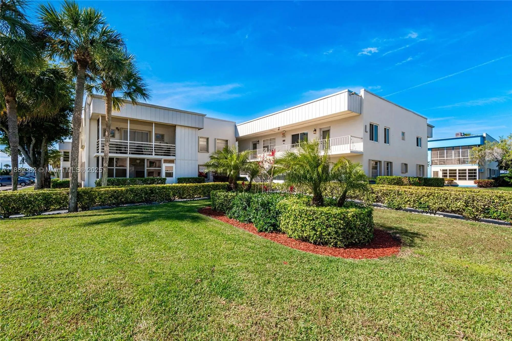 Property Slideshow image 23 of 23 | 576 burgundy l # 576, Delray Beach, FL, 33484