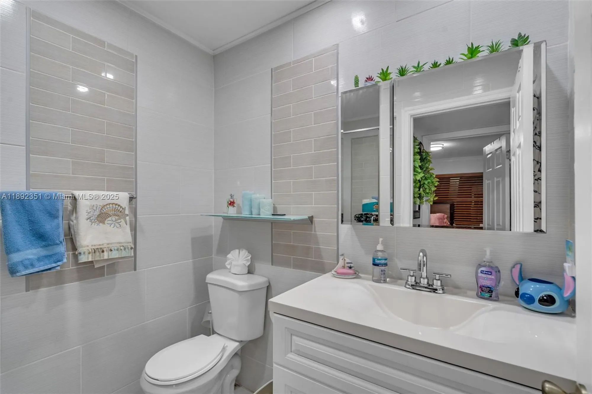 Property Slideshow image 15 of 33 | 765 normandy p # 765, Delray Beach, FL, 33484