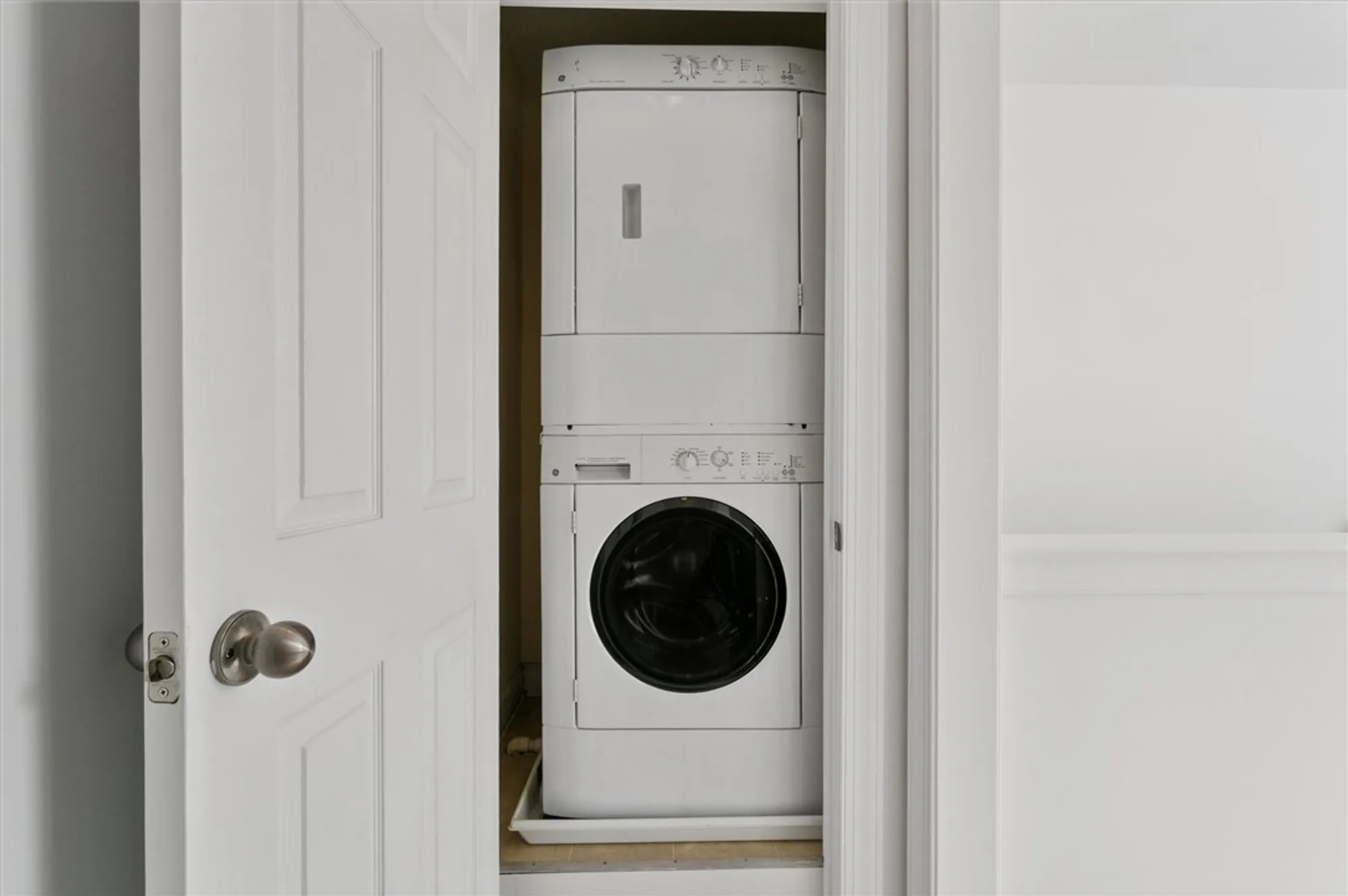 Property Slideshow image 24 of 37 | 5403 discovery park blvd, Williamsburg, VA, 23188