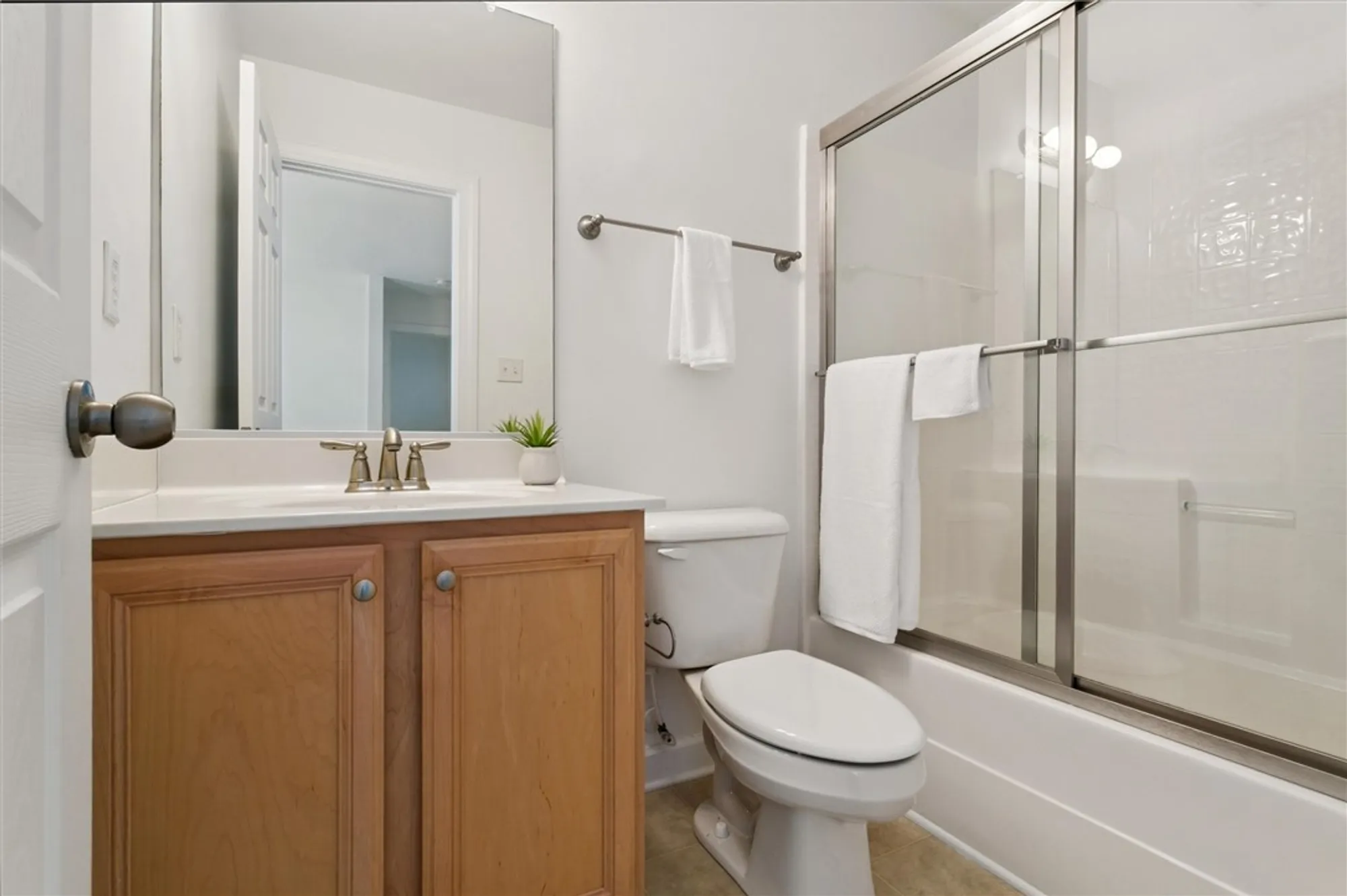 Property Slideshow image 26 of 37 | 5403 discovery park blvd, Williamsburg, VA, 23188