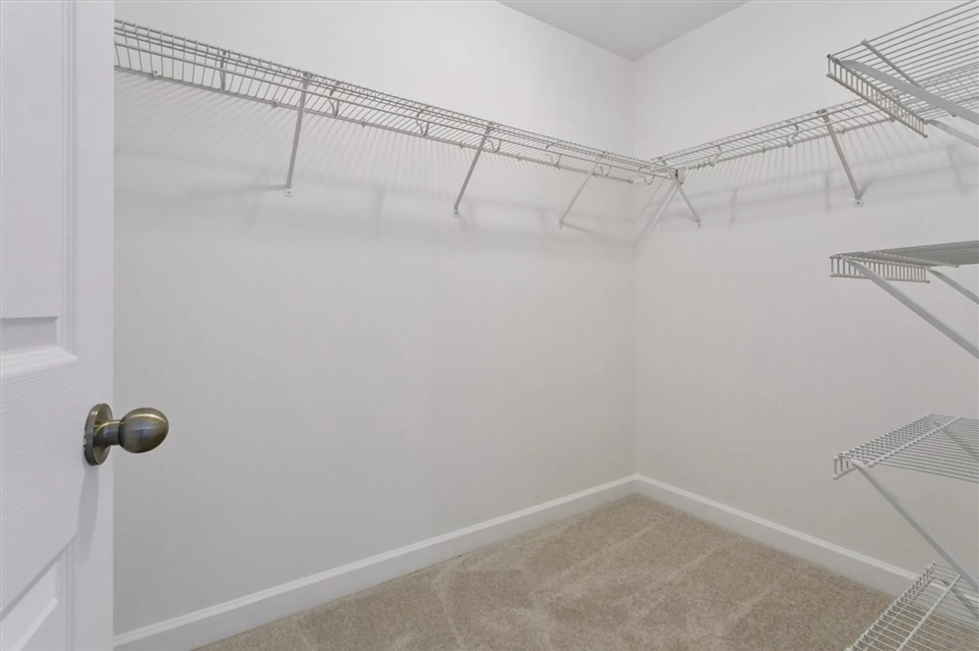 Property Slideshow image 30 of 37 | 5403 discovery park blvd, Williamsburg, VA, 23188