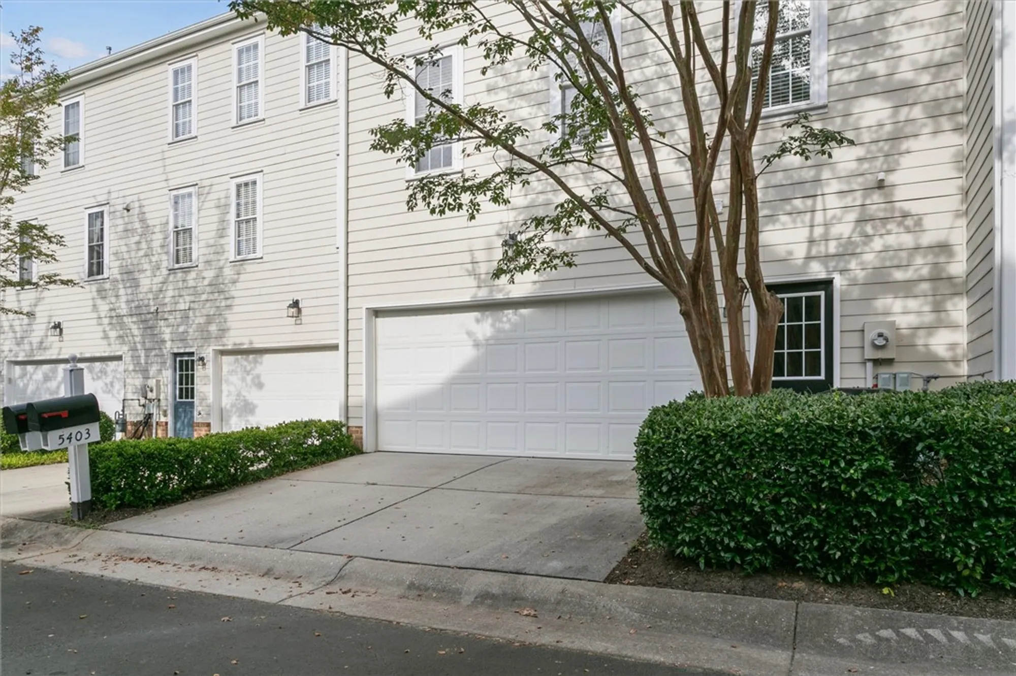 Property Slideshow image 32 of 37 | 5403 discovery park blvd, Williamsburg, VA, 23188