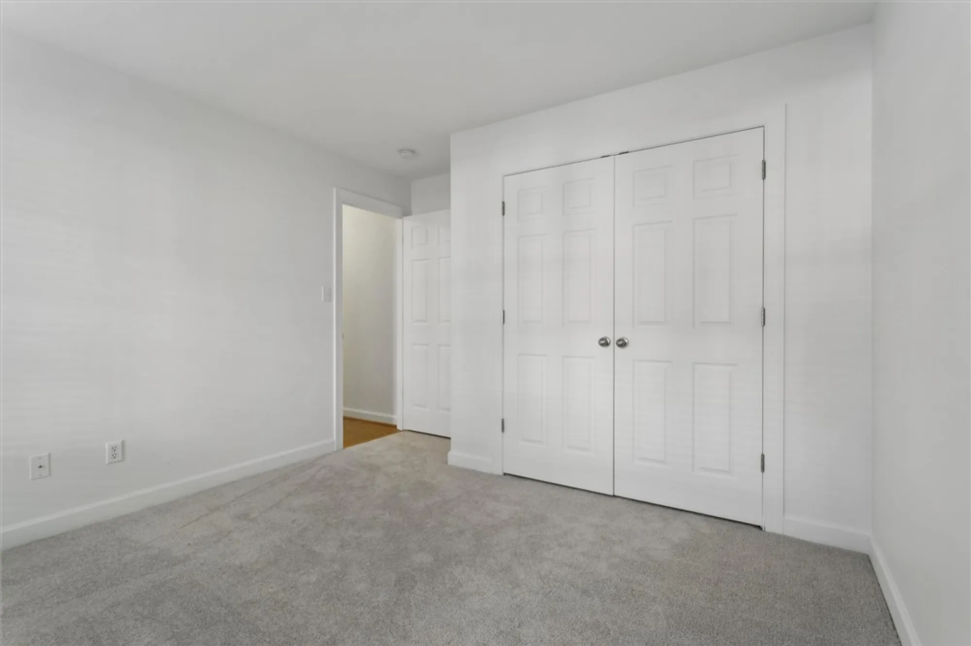 Property Slideshow image 8 of 37 | 5403 discovery park blvd, Williamsburg, VA, 23188