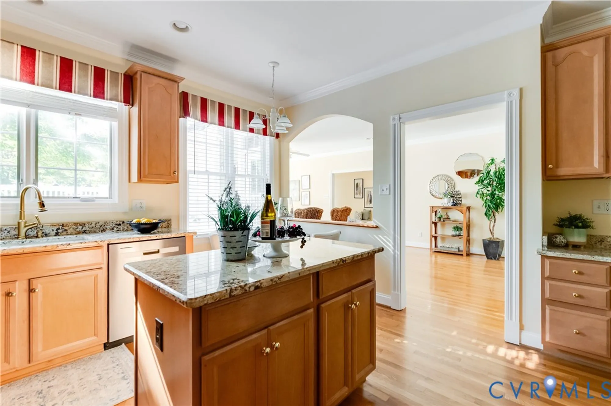 Property Slideshow image 21 of 37 | 9300 amberleigh cir, North Chesterfield, VA, 23236