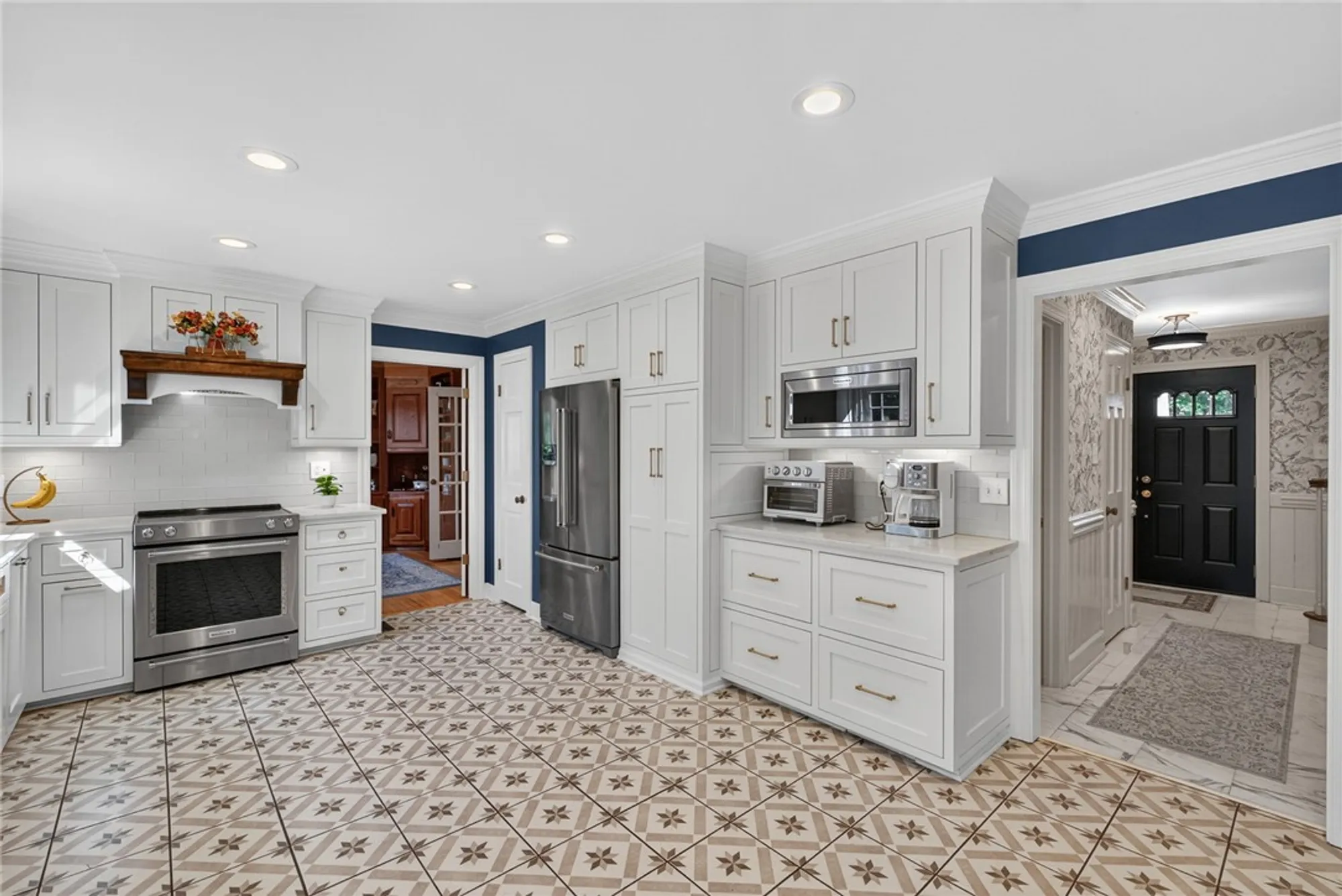 Property Slideshow image 13 of 50 | 23 whittakers mill rd, Williamsburg, VA, 23185