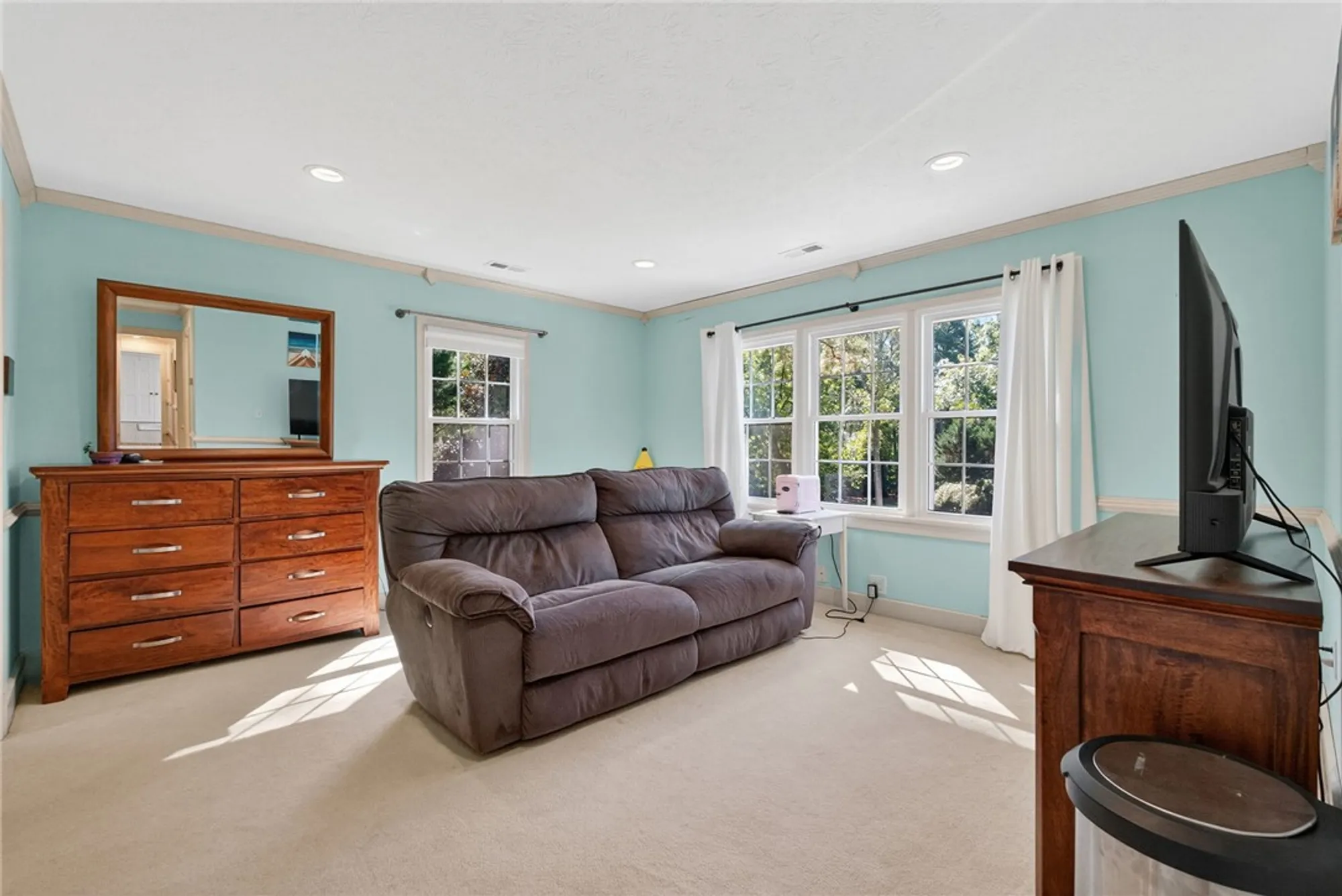 Property Slideshow image 35 of 50 | 23 whittakers mill rd, Williamsburg, VA, 23185