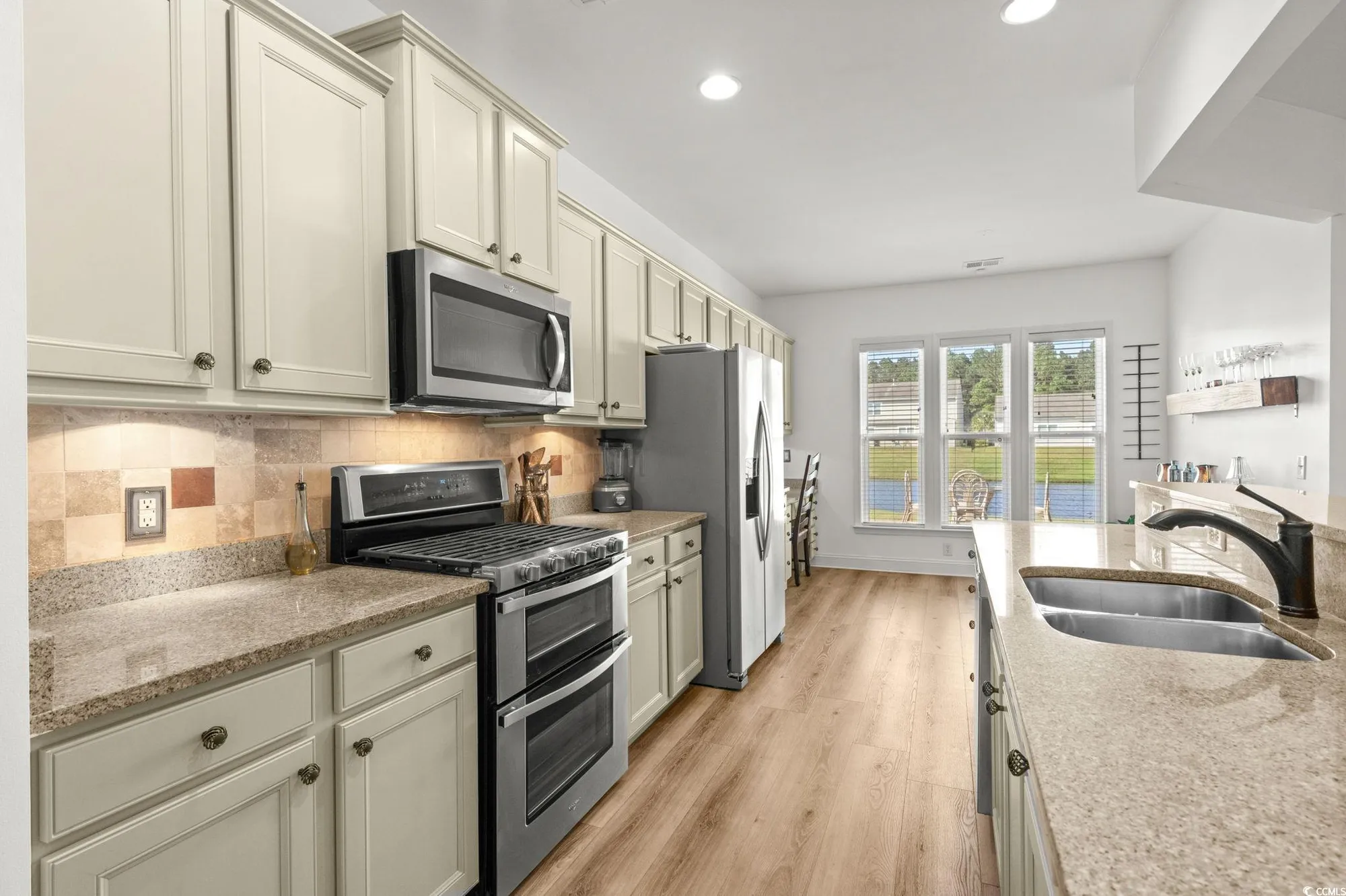 Property Slideshow image 15 of 40 | 2534 greenbank dr, Myrtle Beach, SC, 29579