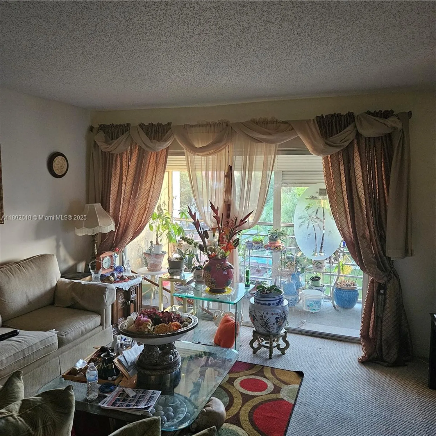 Property Slideshow image 14 of 15 | 3571 inverrary dr 409, Lauderhill, FL, 33319