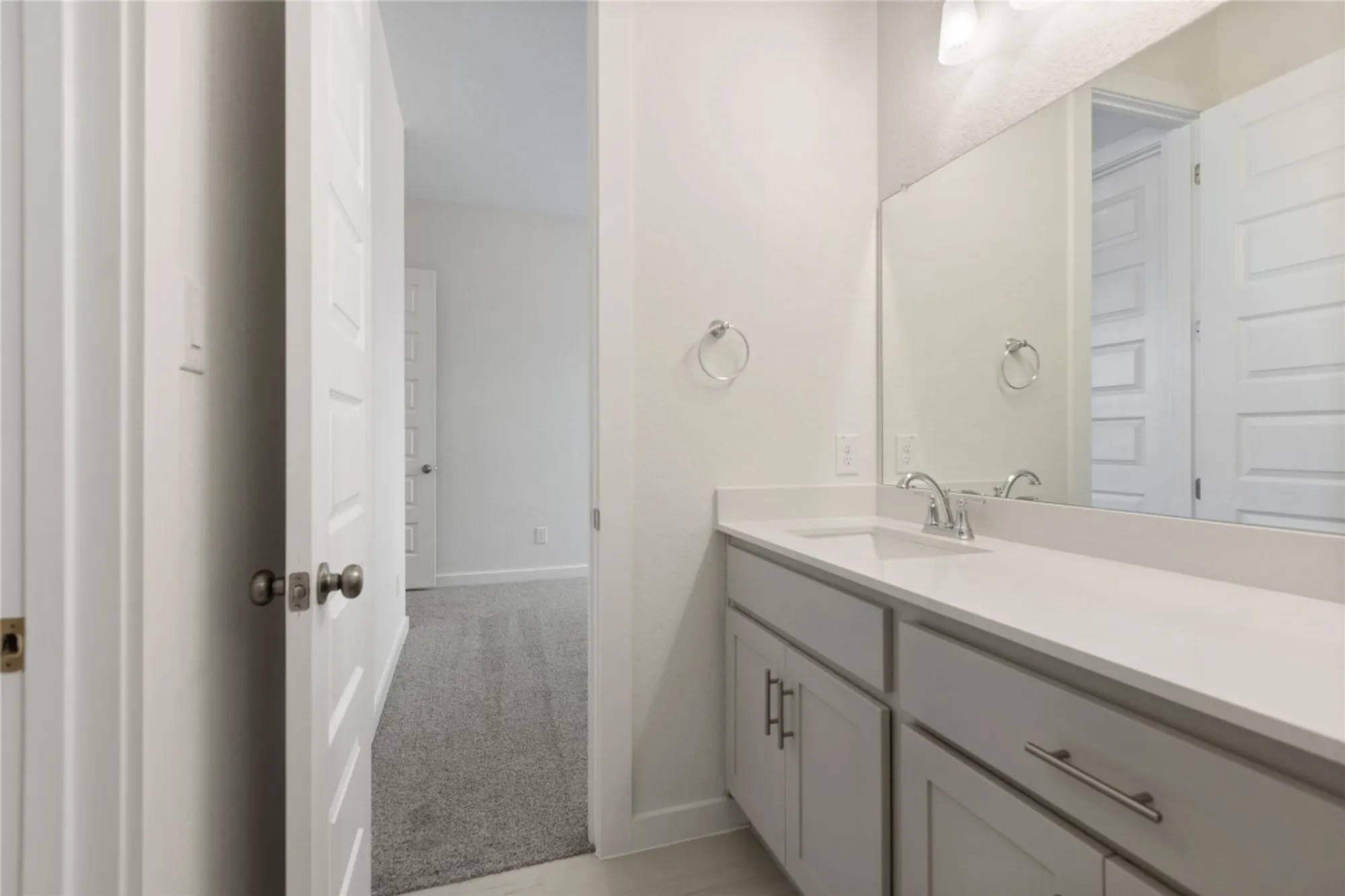 Property Slideshow image 9 of 27 | 609 borchers blvd, New Braunfels, TX, 78132