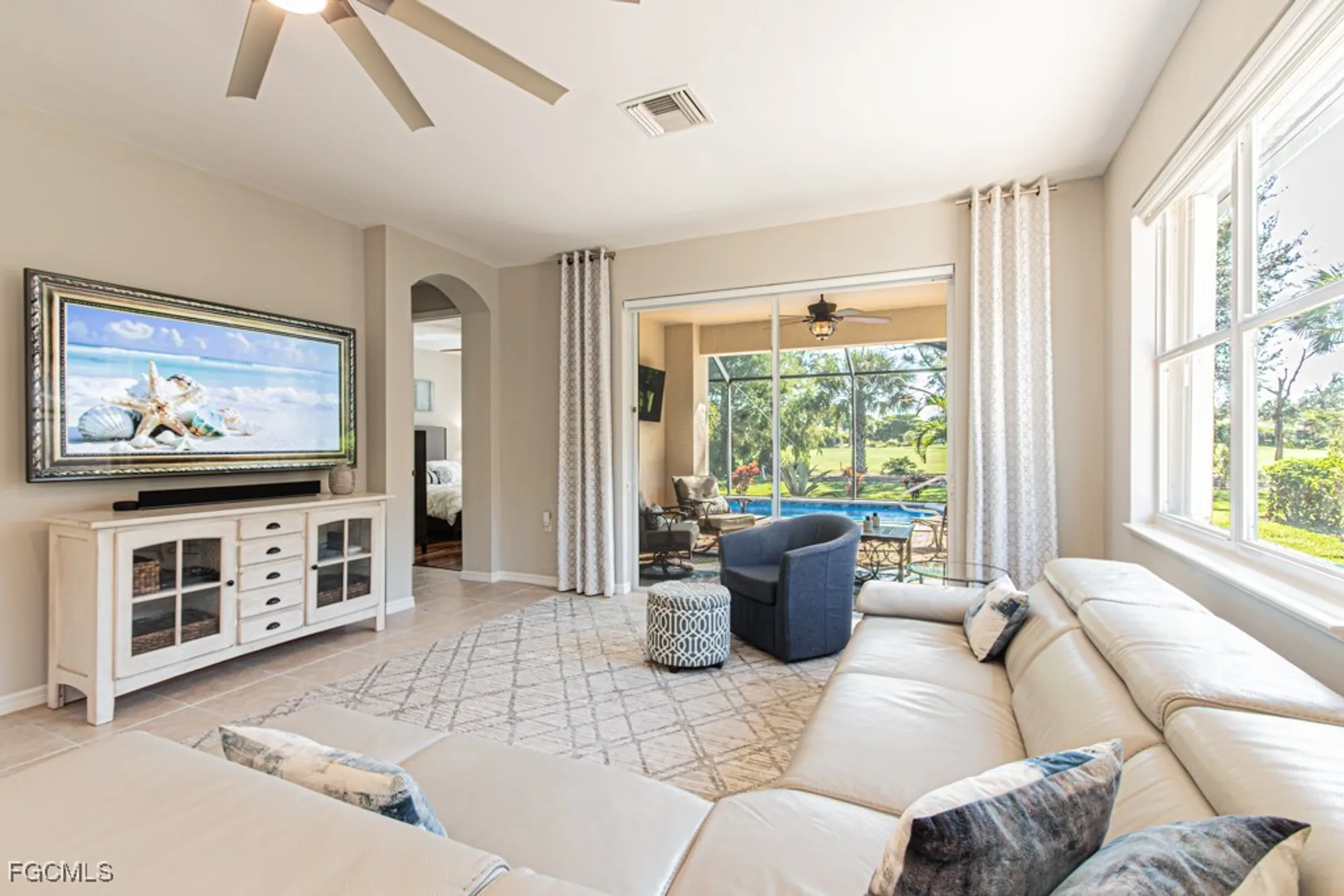 Property Slideshow image 5 of 36 | 10553 avila cir, Fort Myers, FL, 33913