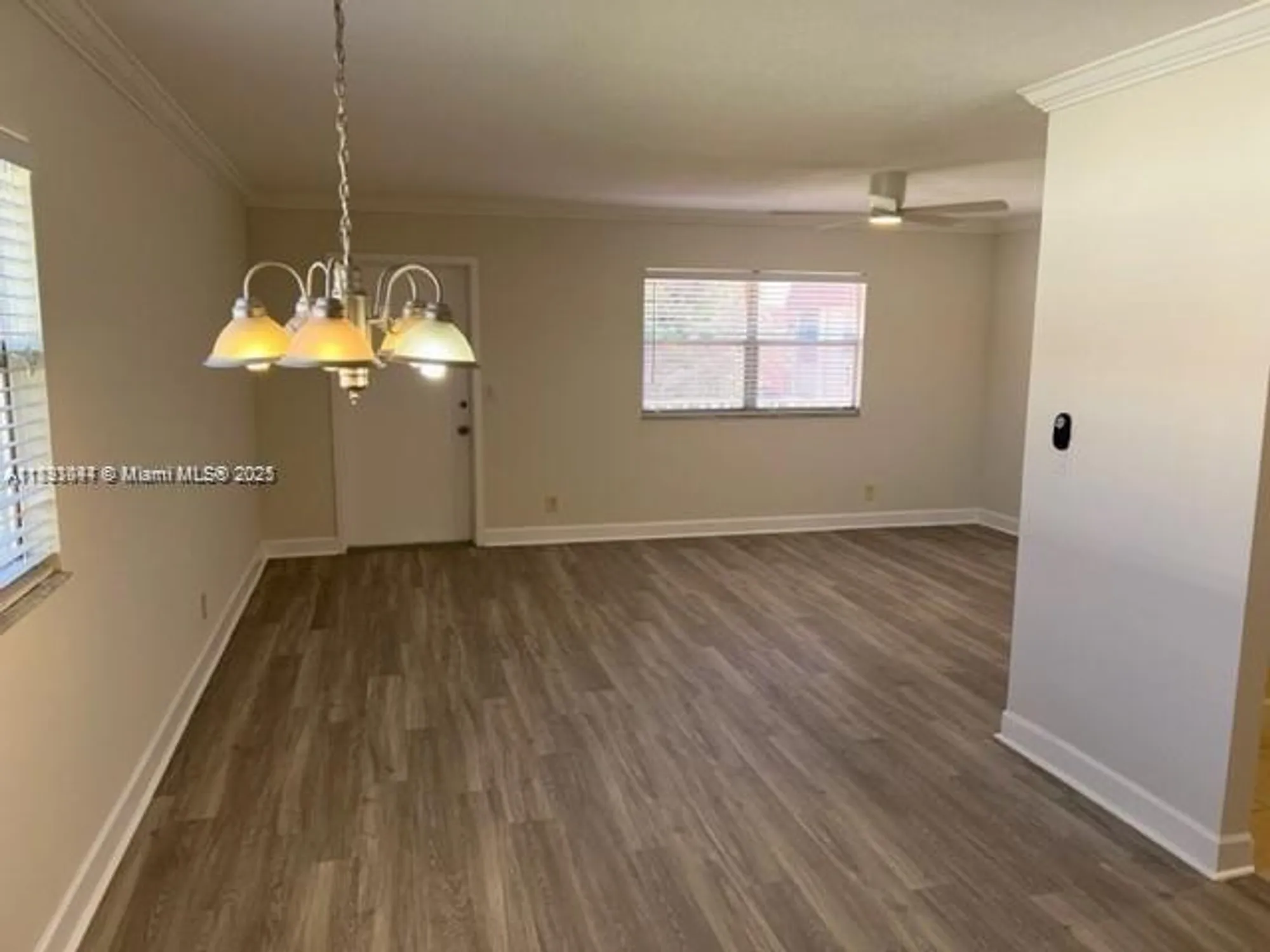 Property Slideshow image 3 of 9 | 594 saxony m # 594, Delray Beach, FL, 33446