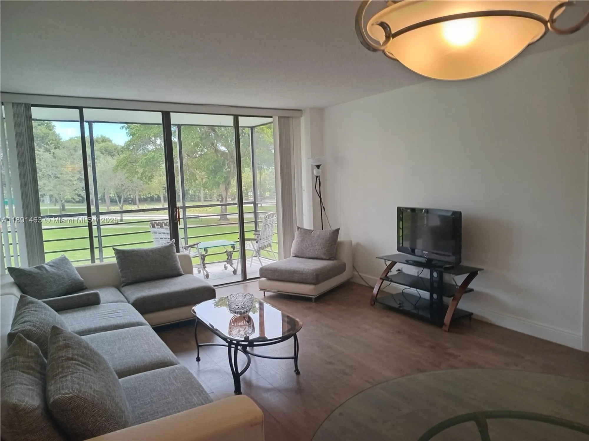 Property Slideshow image 21 of 21 | 20400 w country club dr apt 209, Aventura, FL, 33180