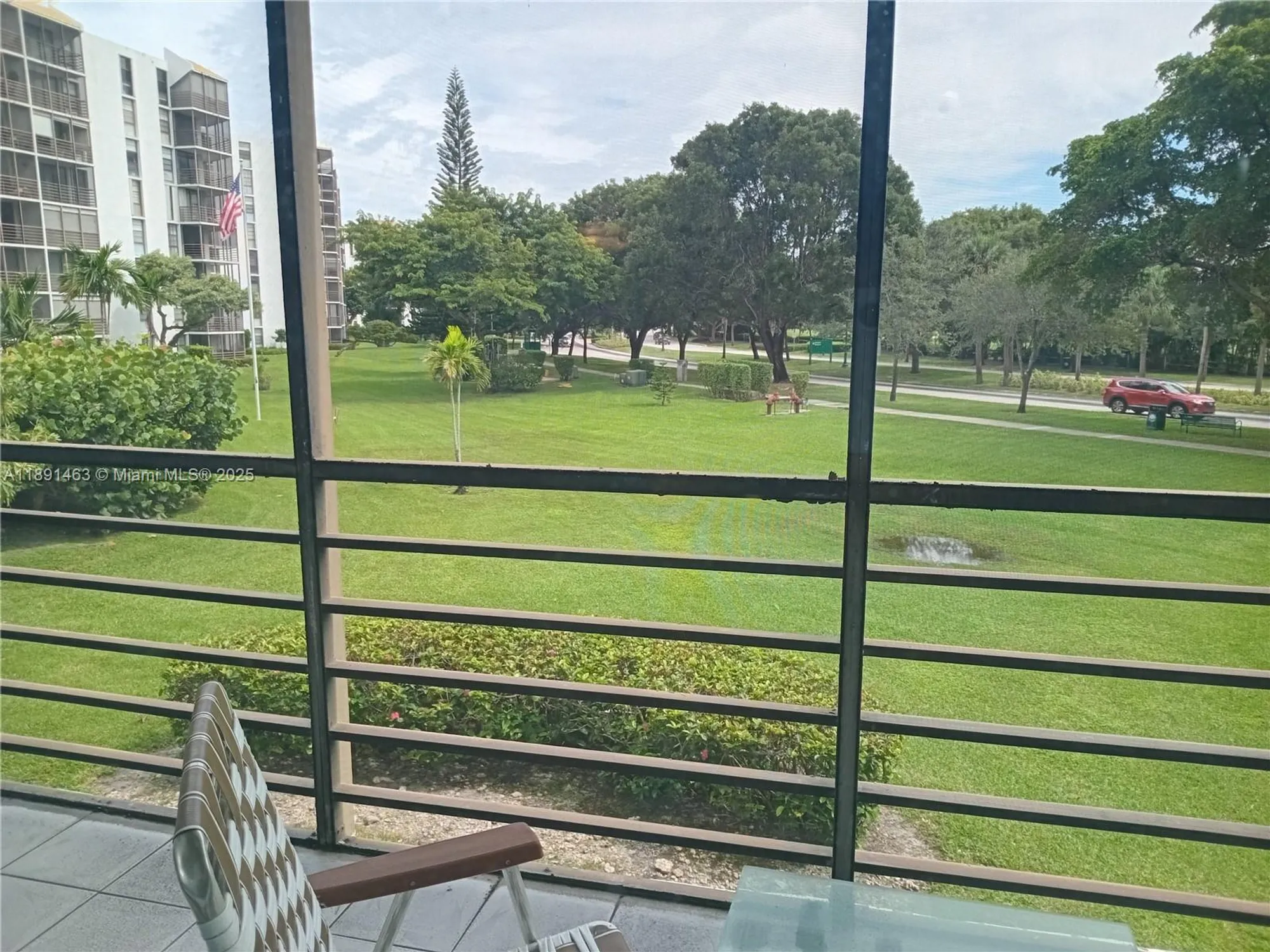 Property Slideshow image 9 of 21 | 20400 w country club dr apt 209, Aventura, FL, 33180