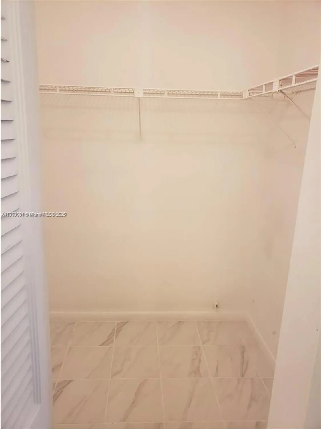 Property Slideshow image 11 of 17 | 6150 nw 62nd st 308, Tamarac, FL, 33319