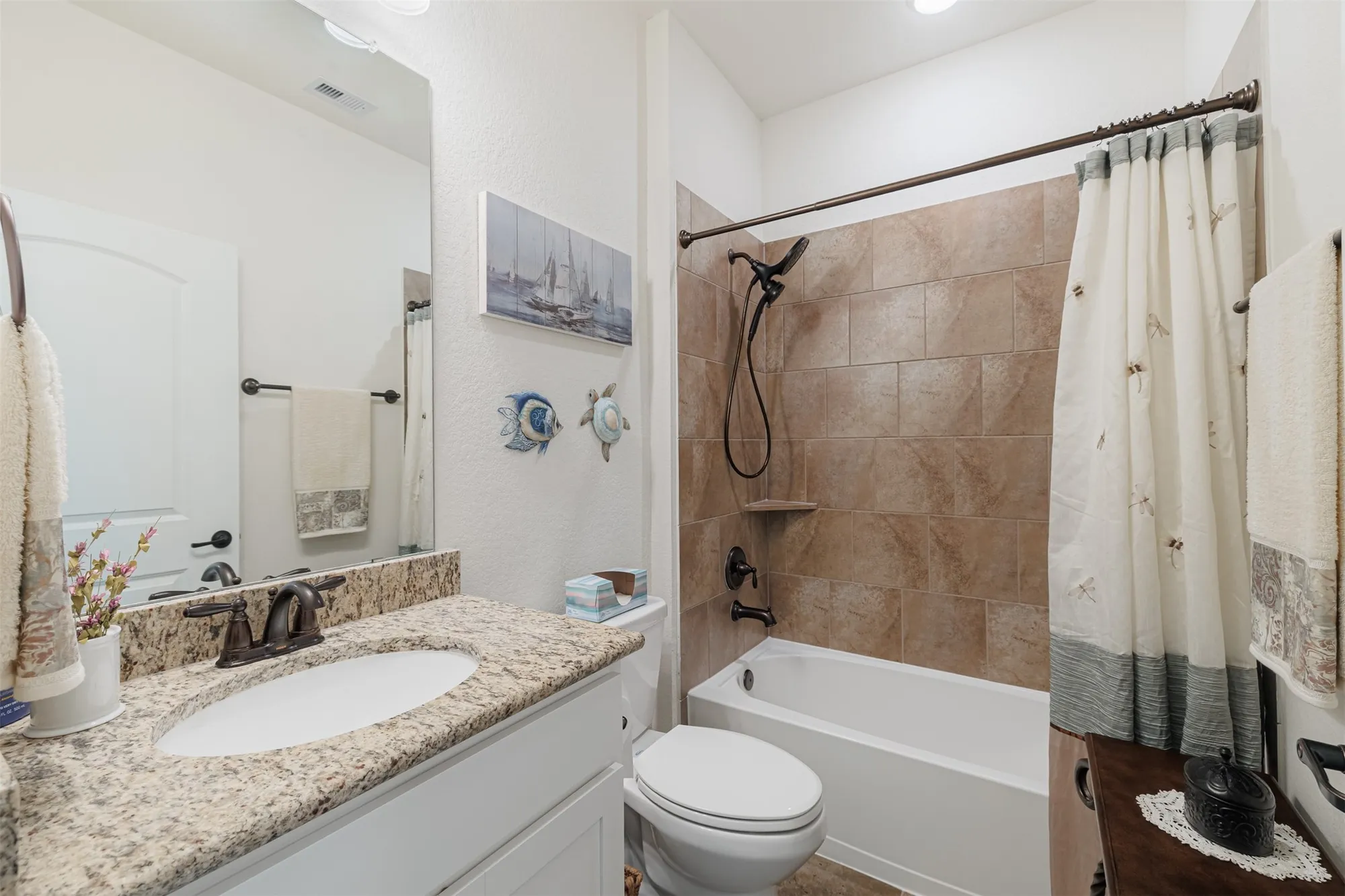 Property Slideshow image 14 of 20 | 5910 pedernales bend ln, Fulshear, TX, 77441