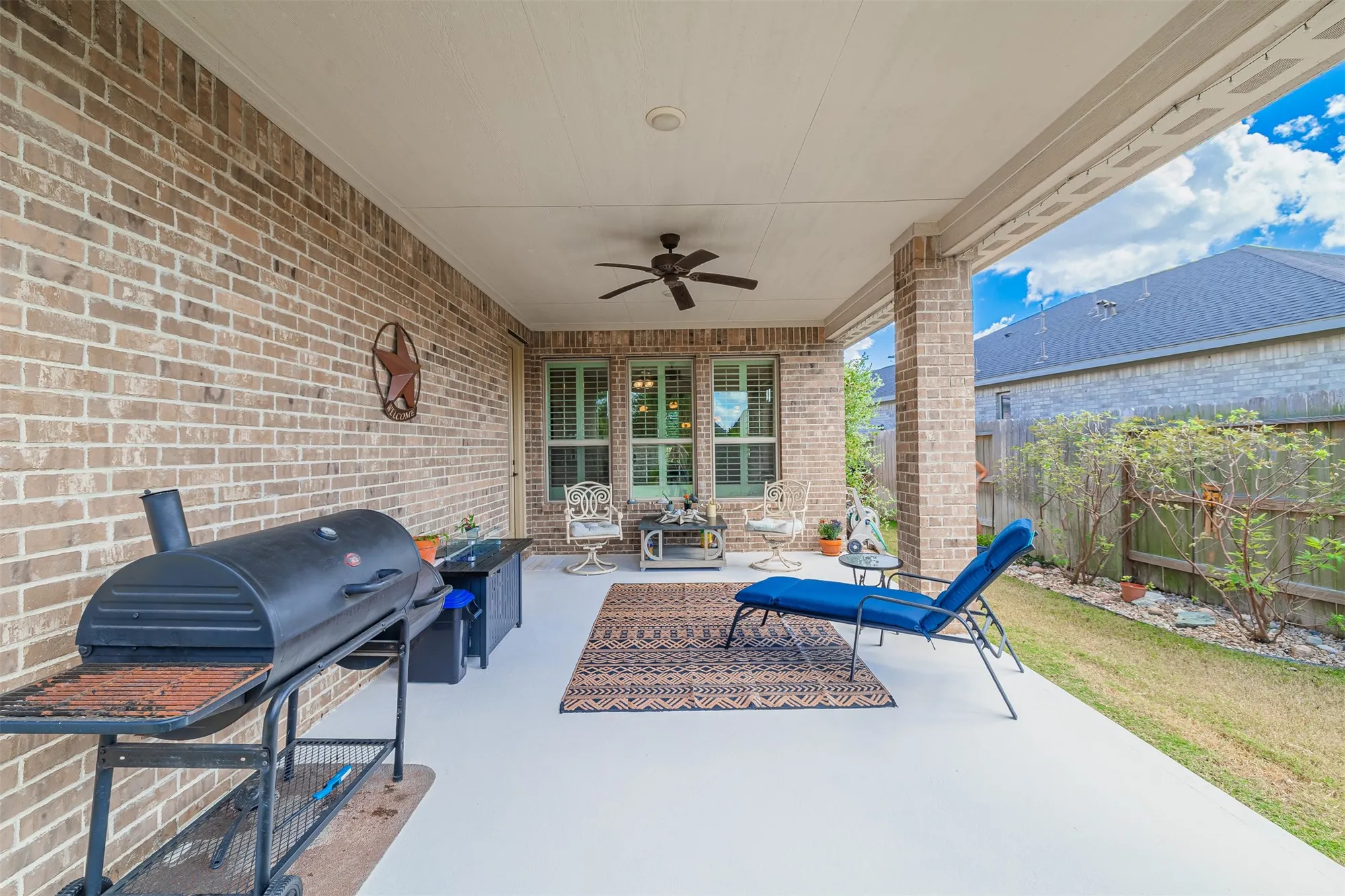 Property Slideshow image 15 of 20 | 5910 pedernales bend ln, Fulshear, TX, 77441
