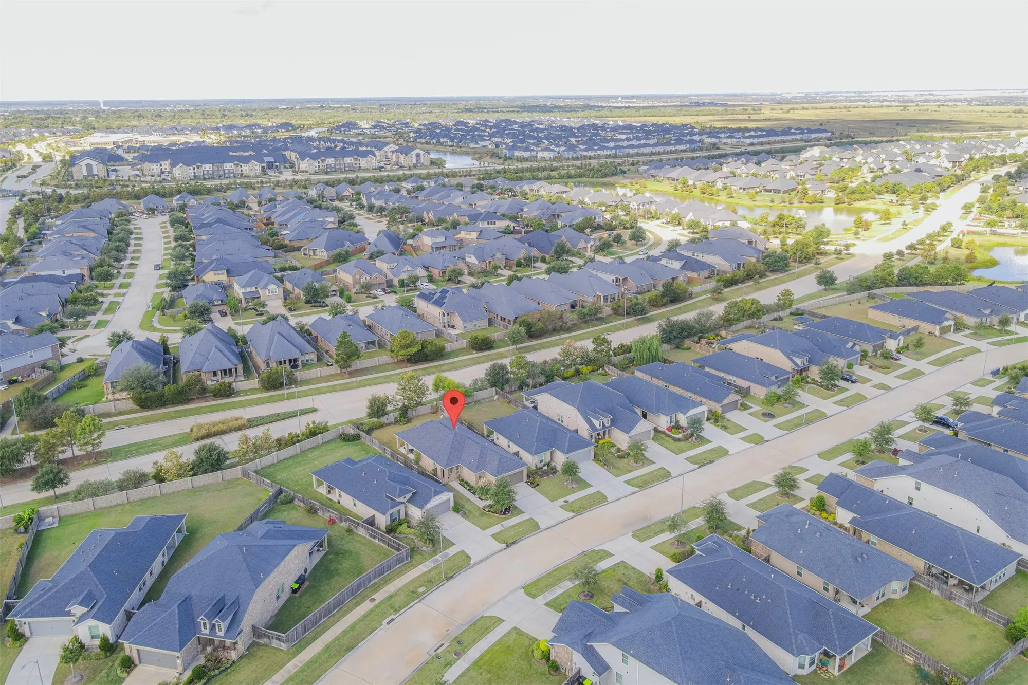 Property Slideshow image 19 of 20 | 5910 pedernales bend ln, Fulshear, TX, 77441