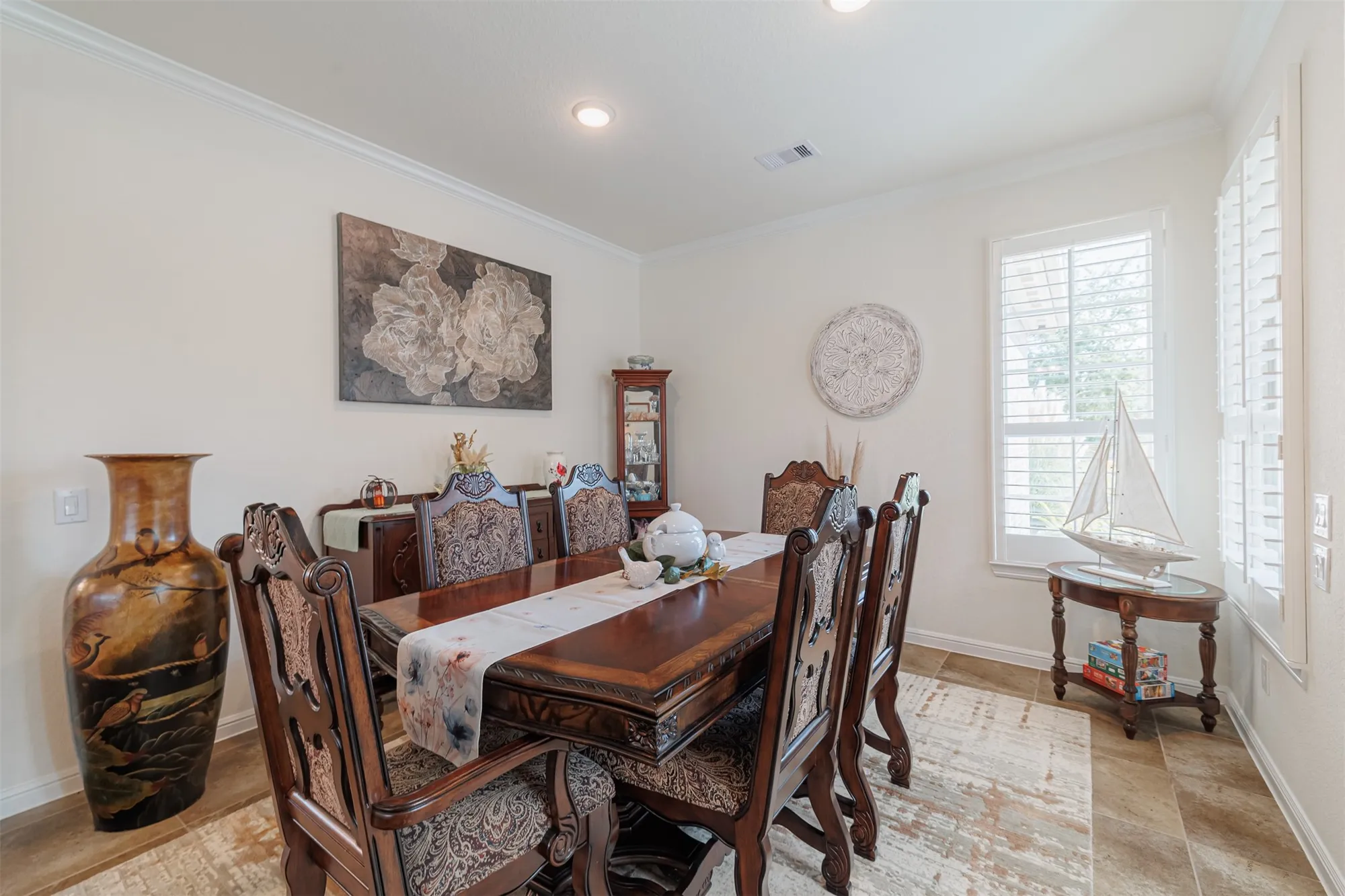 Property Slideshow image 5 of 20 | 5910 pedernales bend ln, Fulshear, TX, 77441