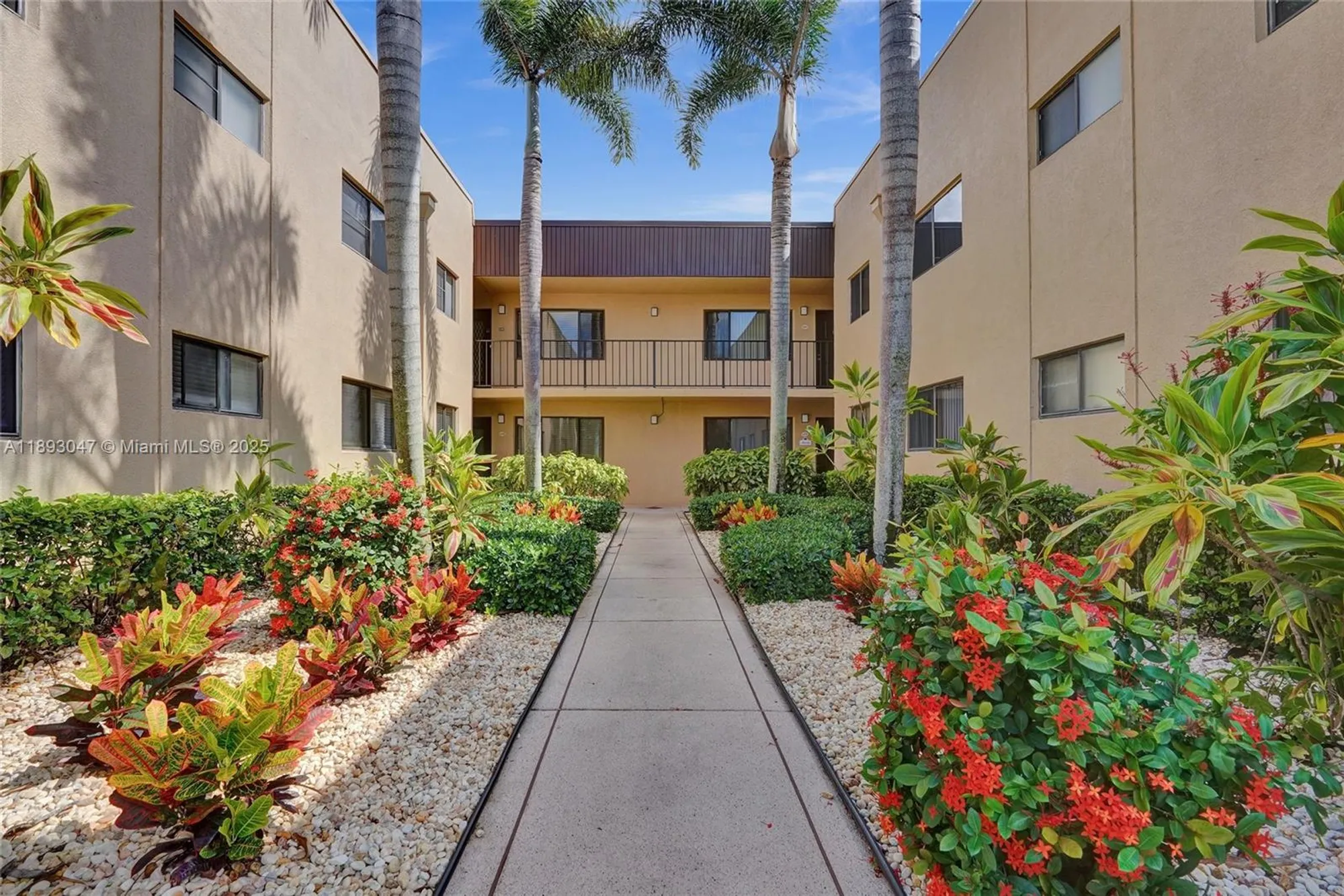 Property Slideshow image 8 of 37 | 15126 ashland st apt 229, Delray Beach, FL, 33484