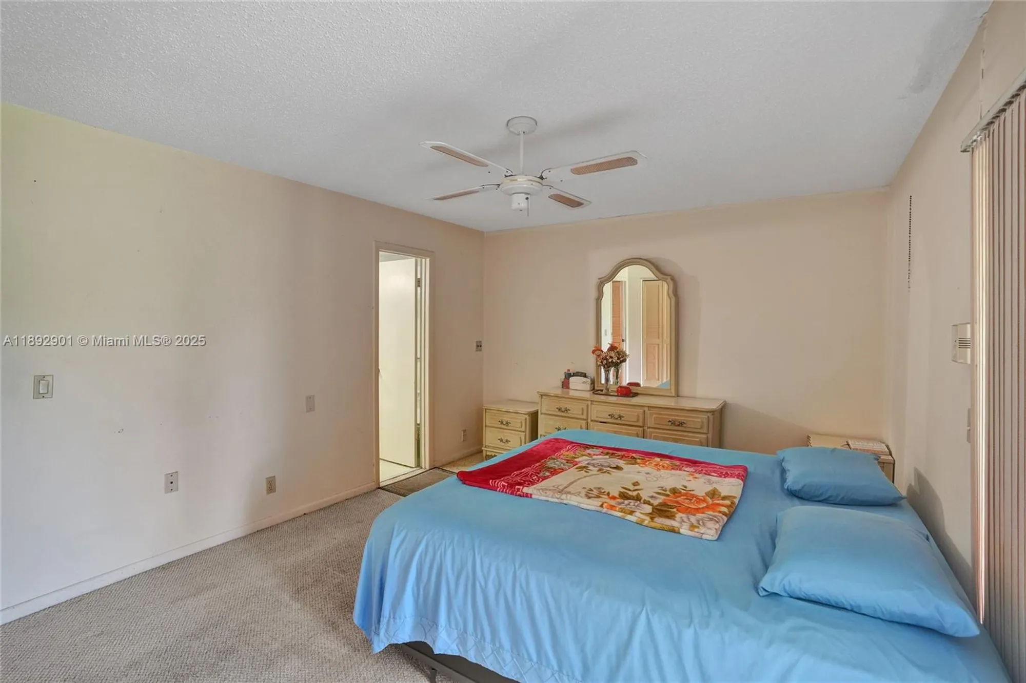 Property Slideshow image 16 of 28 | 122 oakridge i # 122, Deerfield Beach, FL, 33442