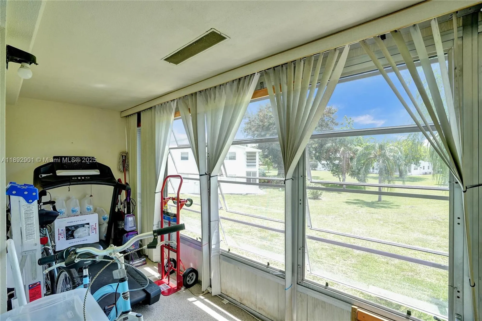Property Slideshow image 21 of 28 | 122 oakridge i # 122, Deerfield Beach, FL, 33442