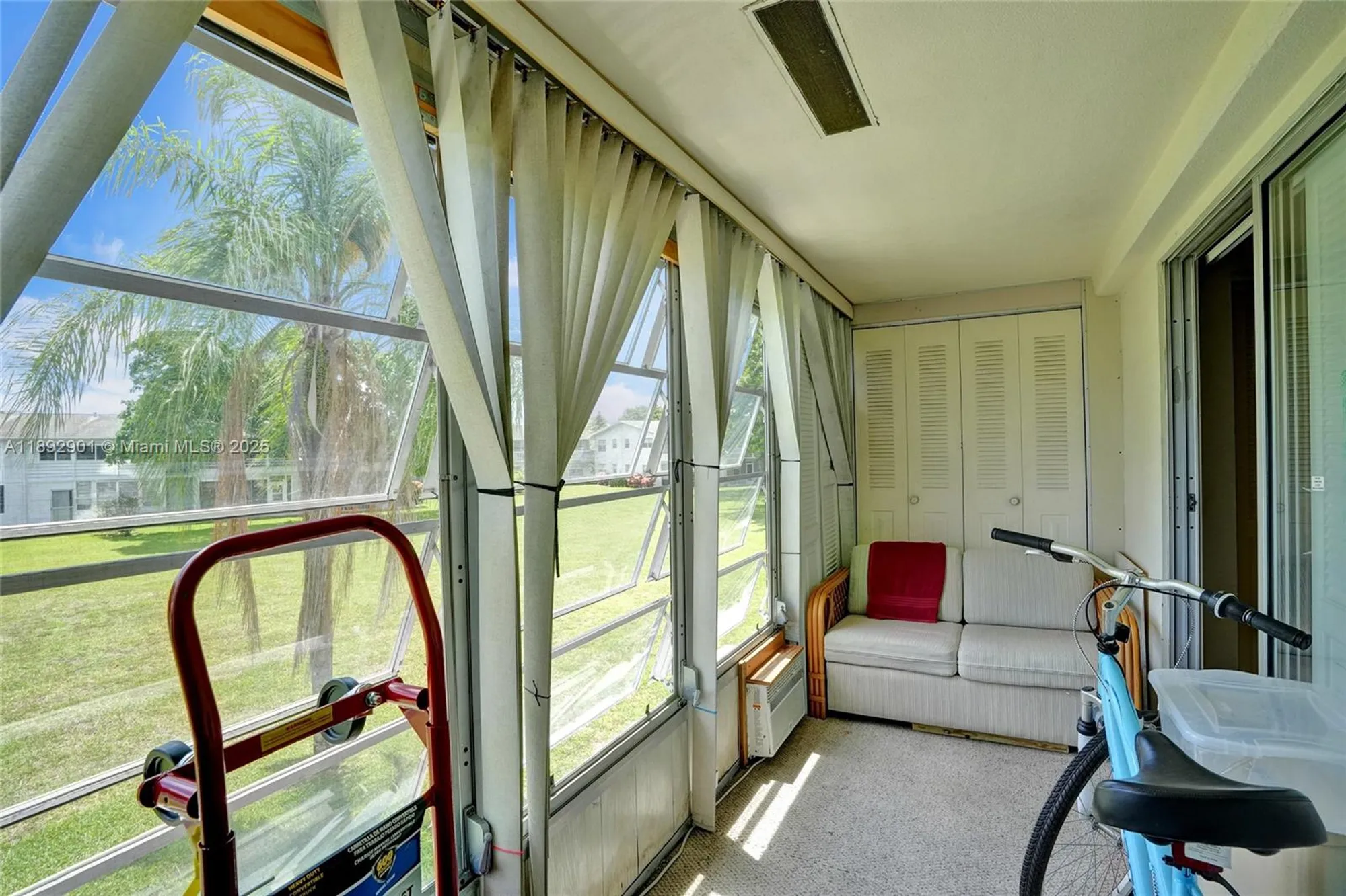 Property Slideshow image 22 of 28 | 122 oakridge i # 122, Deerfield Beach, FL, 33442