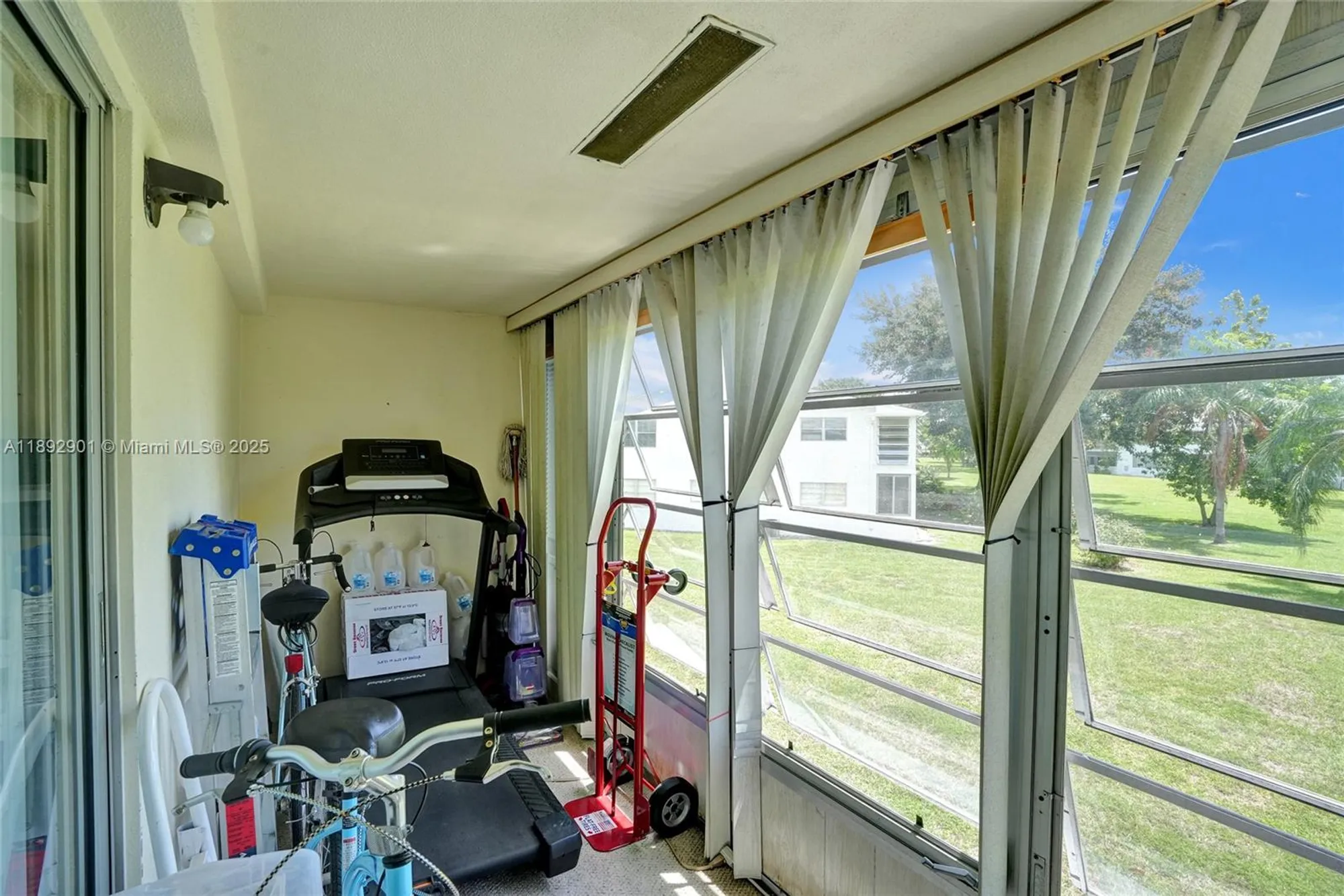 Property Slideshow image 23 of 28 | 122 oakridge i # 122, Deerfield Beach, FL, 33442