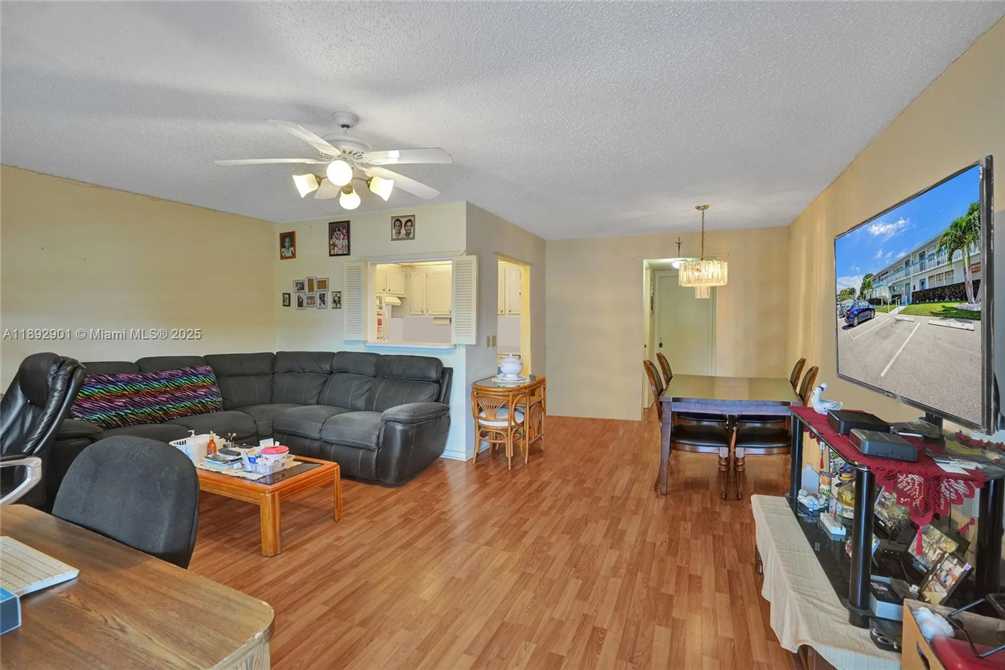 Property Slideshow image 3 of 28 | 122 oakridge i # 122, Deerfield Beach, FL, 33442