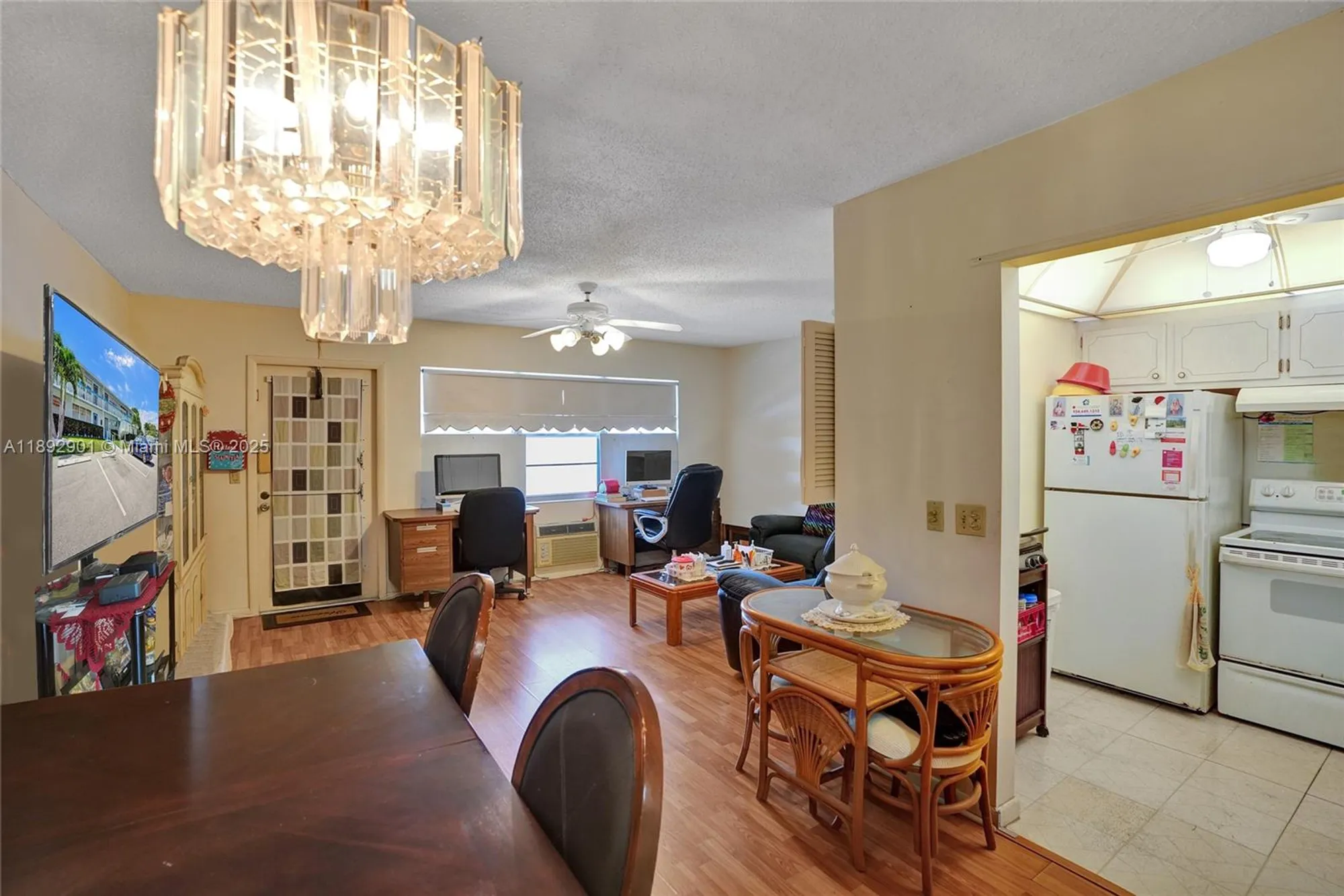 Property Slideshow image 9 of 28 | 122 oakridge i # 122, Deerfield Beach, FL, 33442