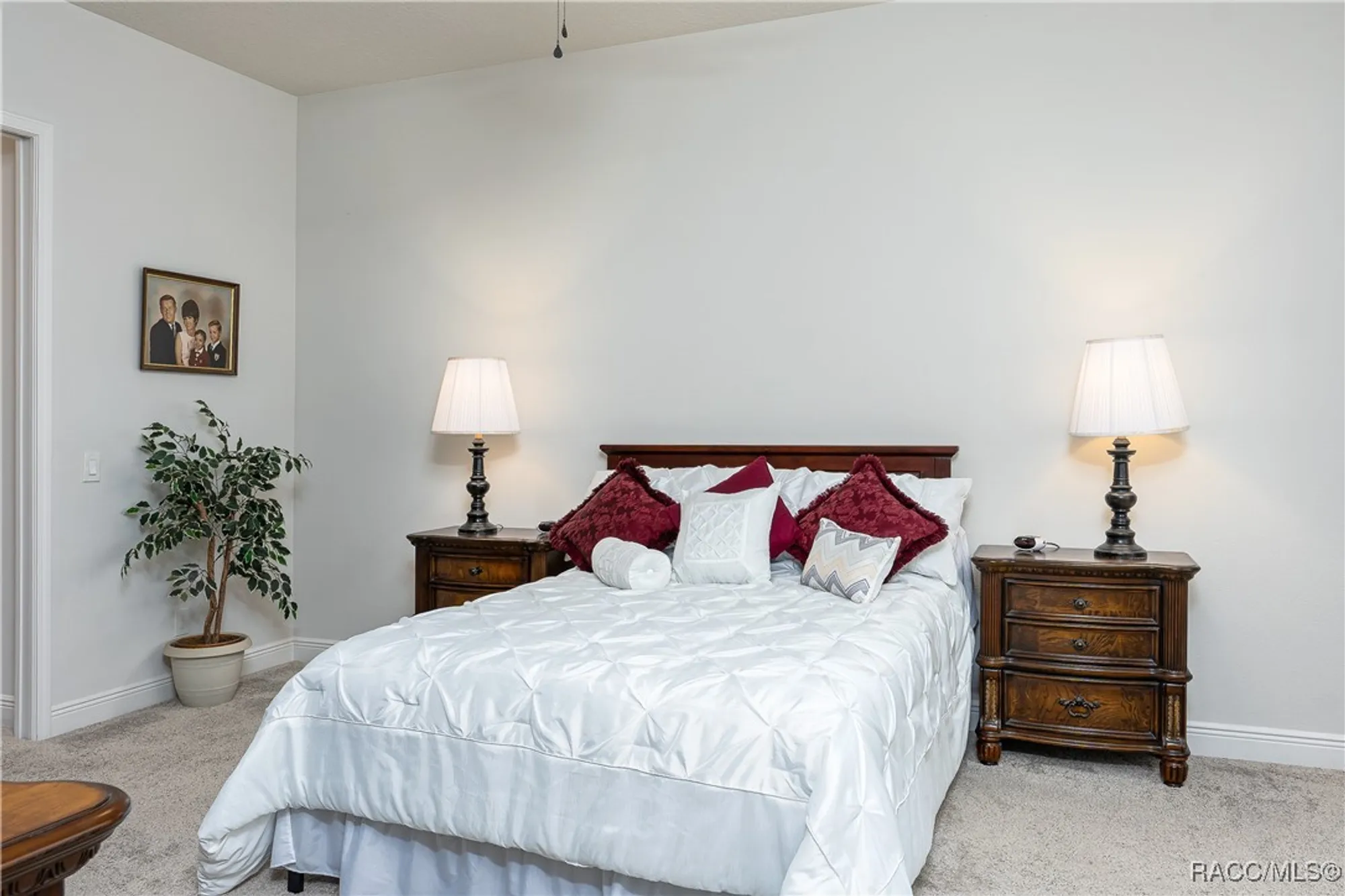 Property Slideshow image 11 of 48 | 877 n hunt club dr, Hernando, FL, 34442