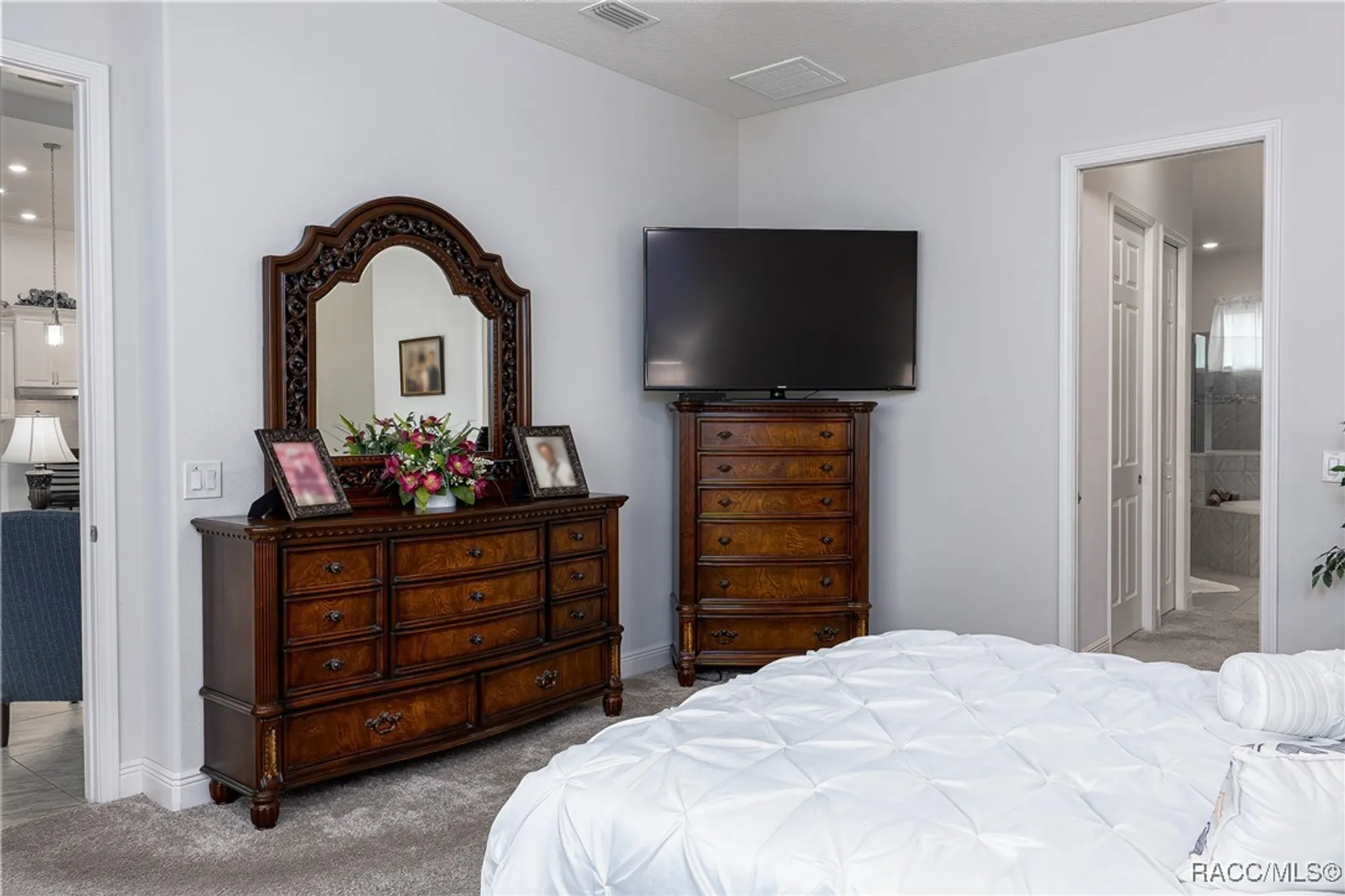 Property Slideshow image 12 of 48 | 877 n hunt club dr, Hernando, FL, 34442