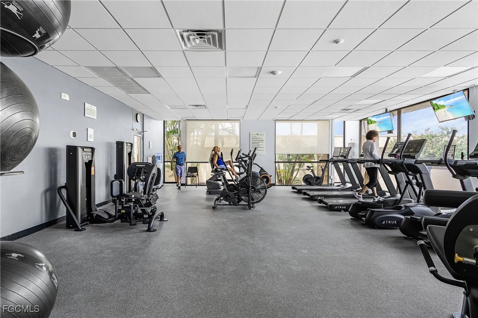 Property Slideshow image 26 of 32 | 1700 pine valley dr 211, Fort Myers, FL, 33907