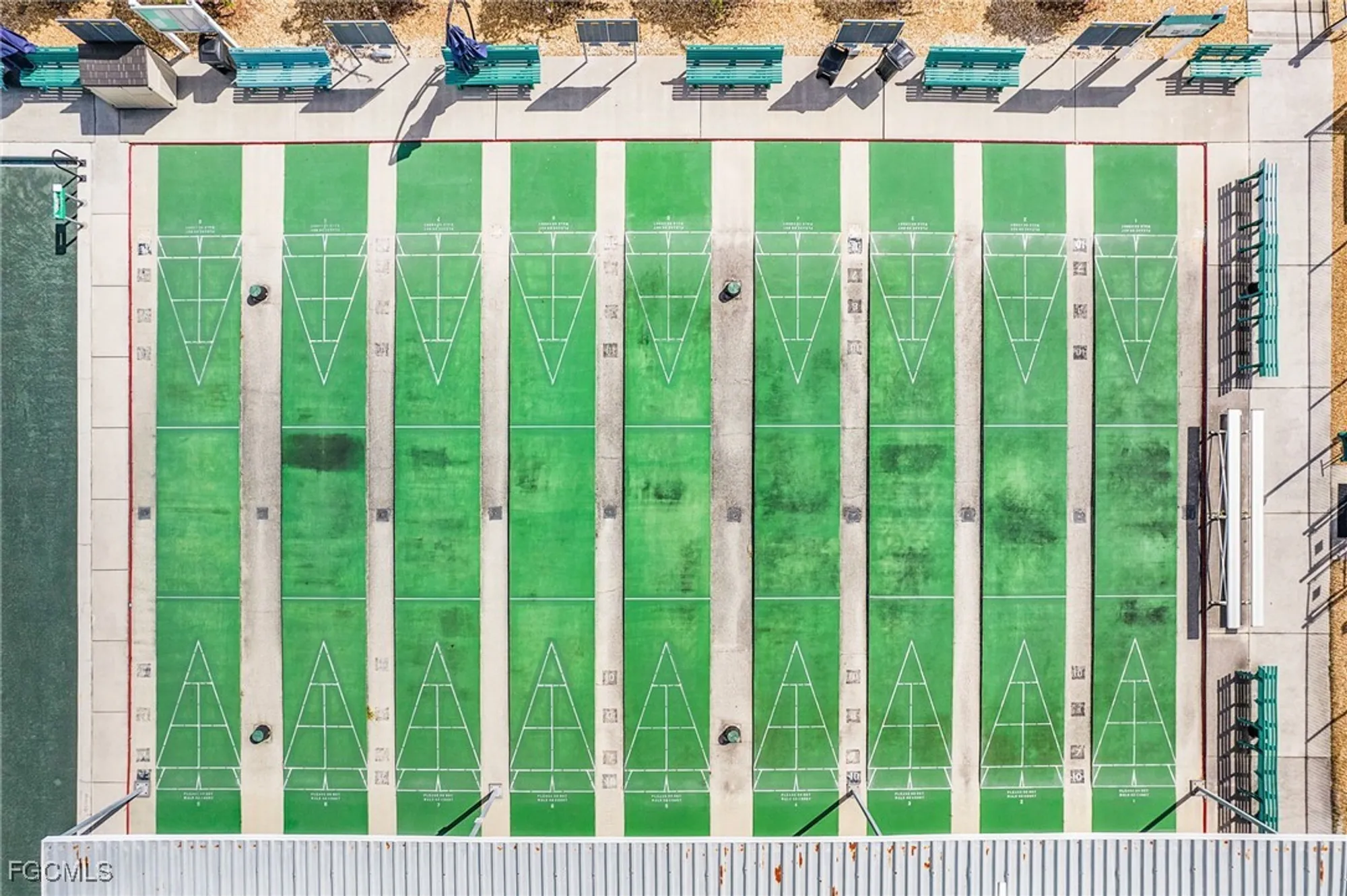 Property Slideshow image 23 of 32 | 1700 pine valley dr 211, Fort Myers, FL, 33907