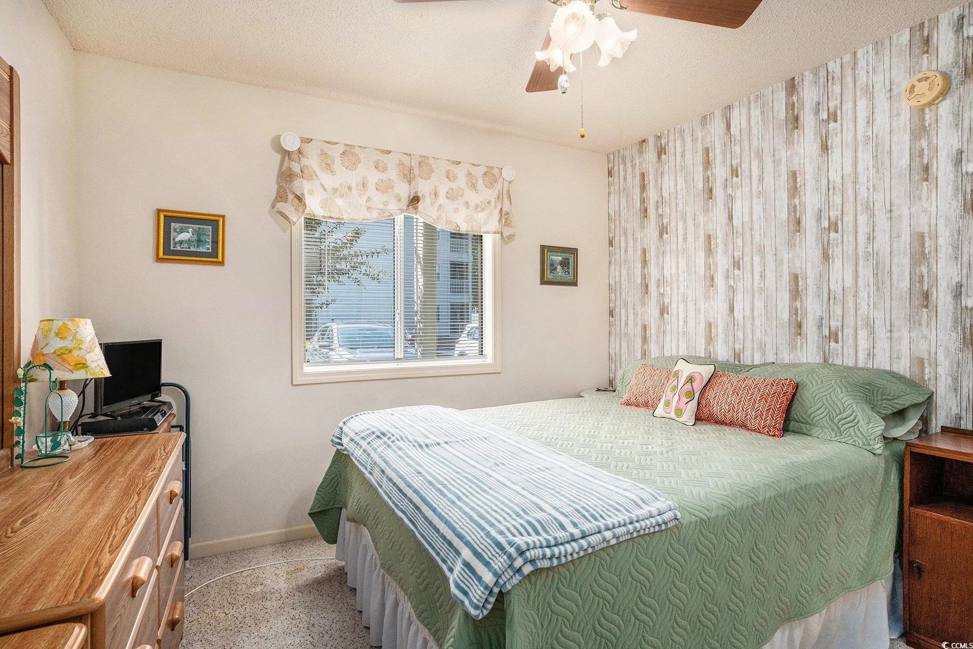 Property Slideshow image 14 of 28 | 1240 white tree ln g, Myrtle Beach, SC, 29588