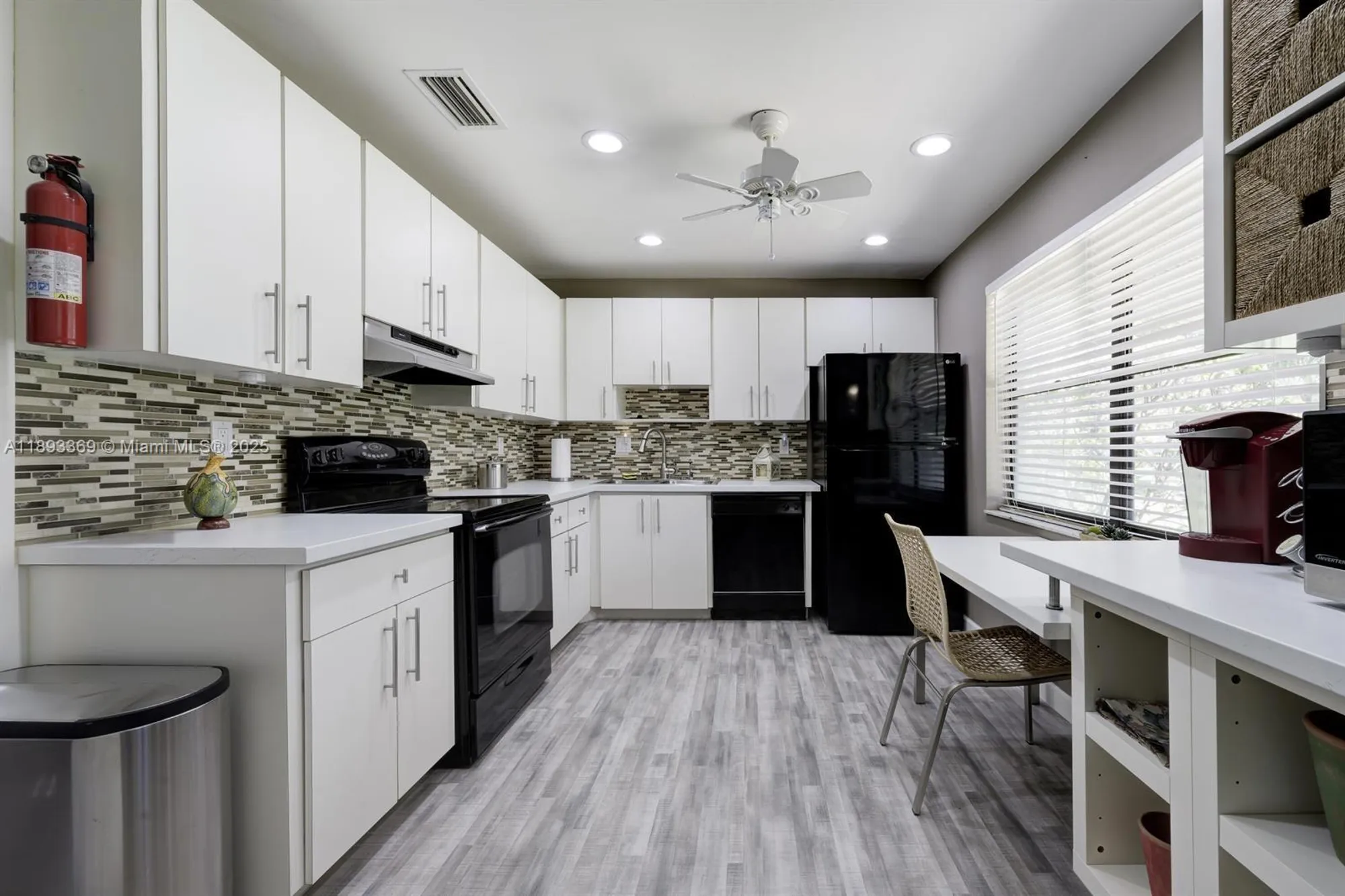 Property Slideshow image 17 of 28 | 1731 palmland dr # 1, Boynton Beach, FL, 33436