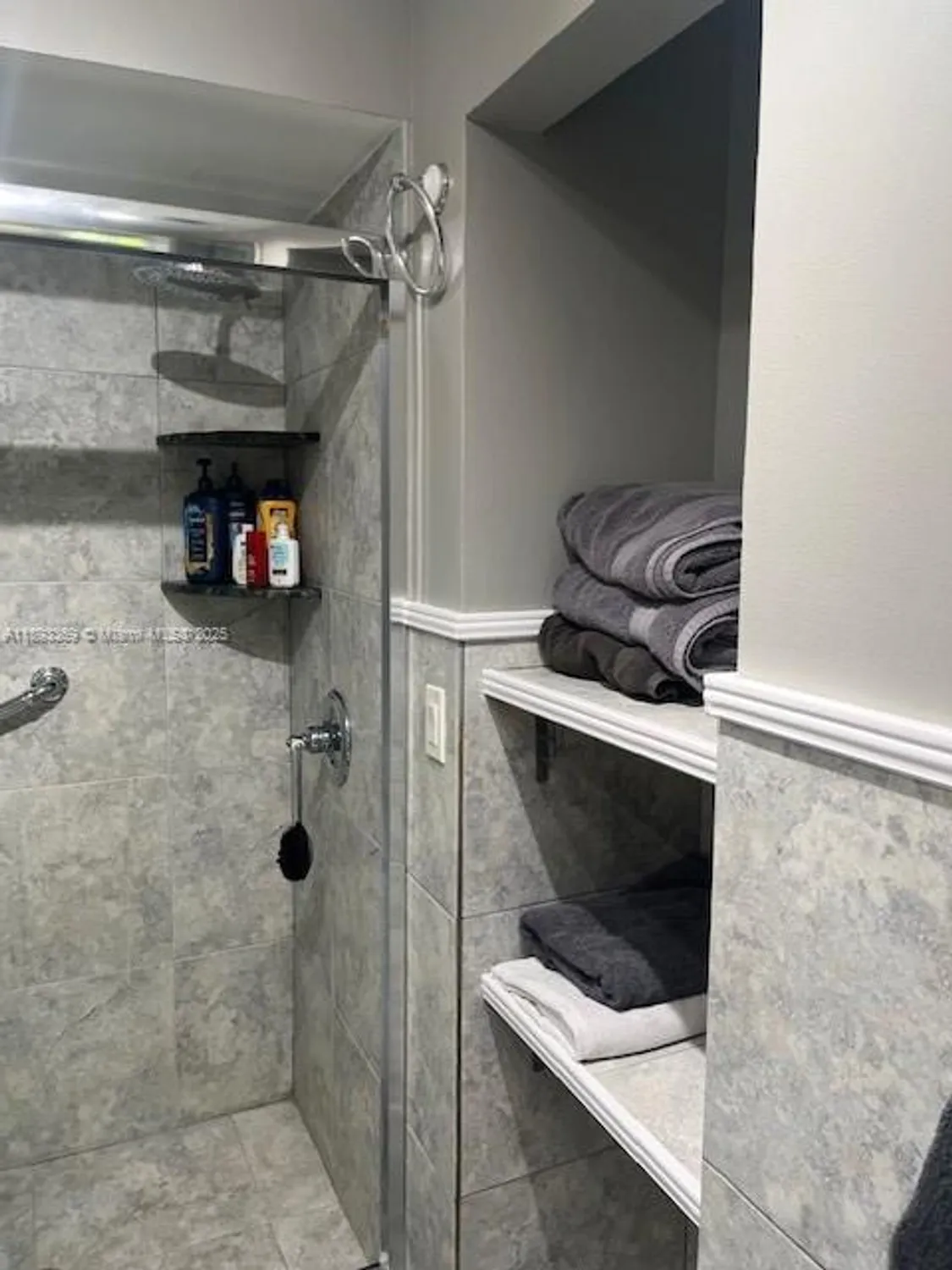 Property Slideshow image 10 of 28 | 1731 palmland dr # 1, Boynton Beach, FL, 33436