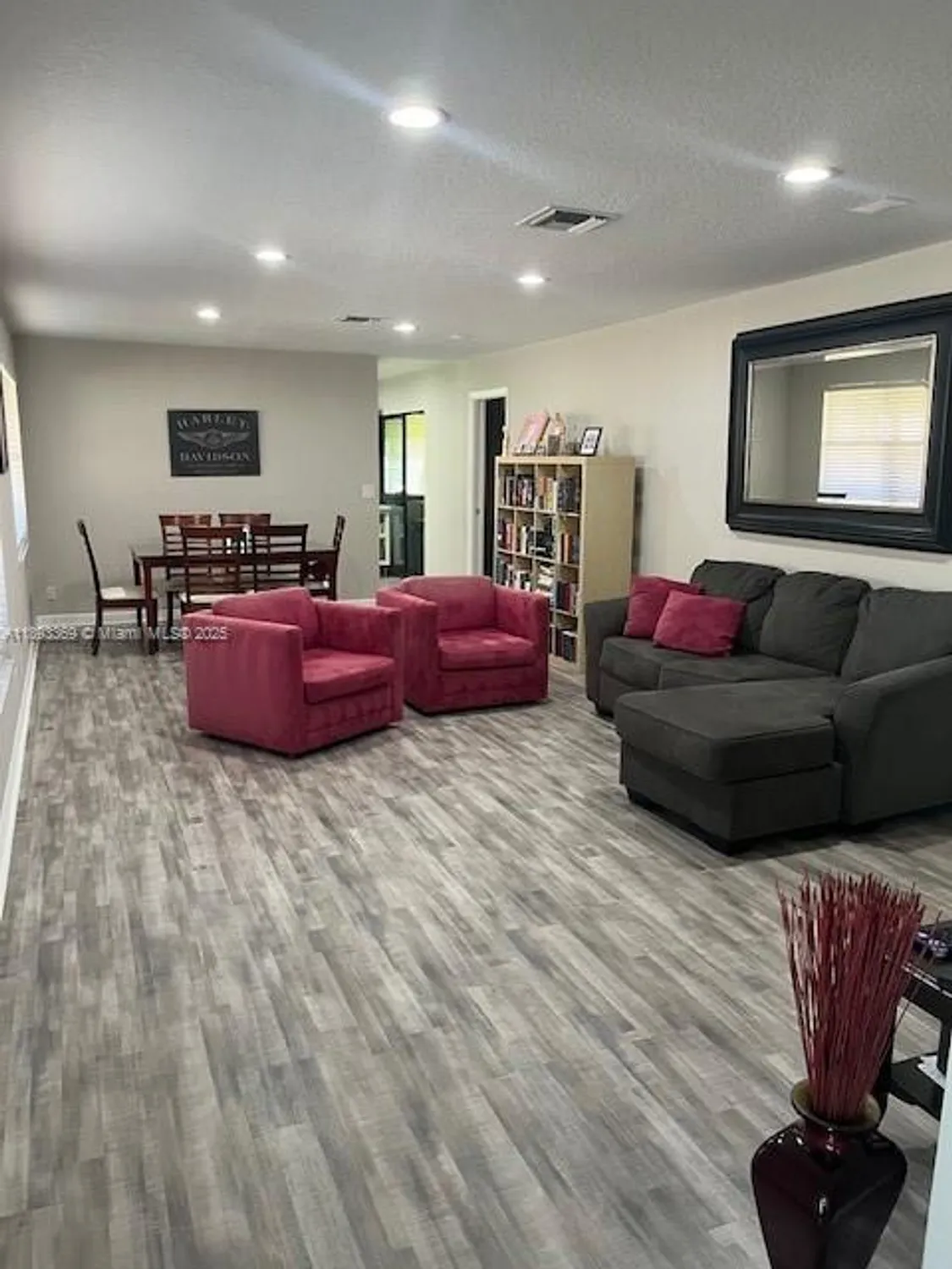 Property Slideshow image 4 of 28 | 1731 palmland dr # 1, Boynton Beach, FL, 33436