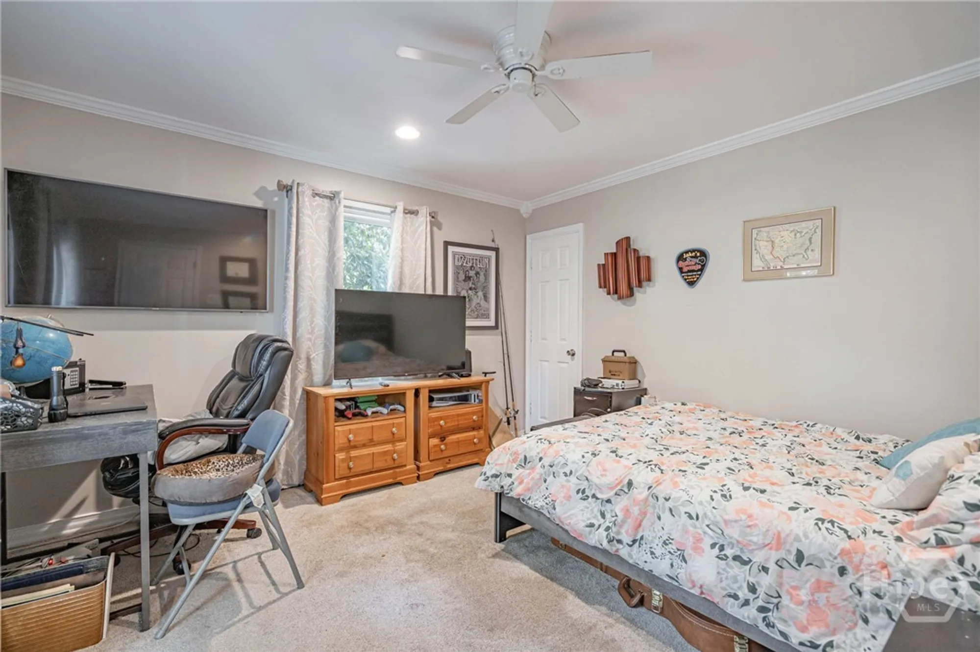 Property Slideshow image 22 of 38 | 4 tomochichi ln, Savannah, GA, 31411