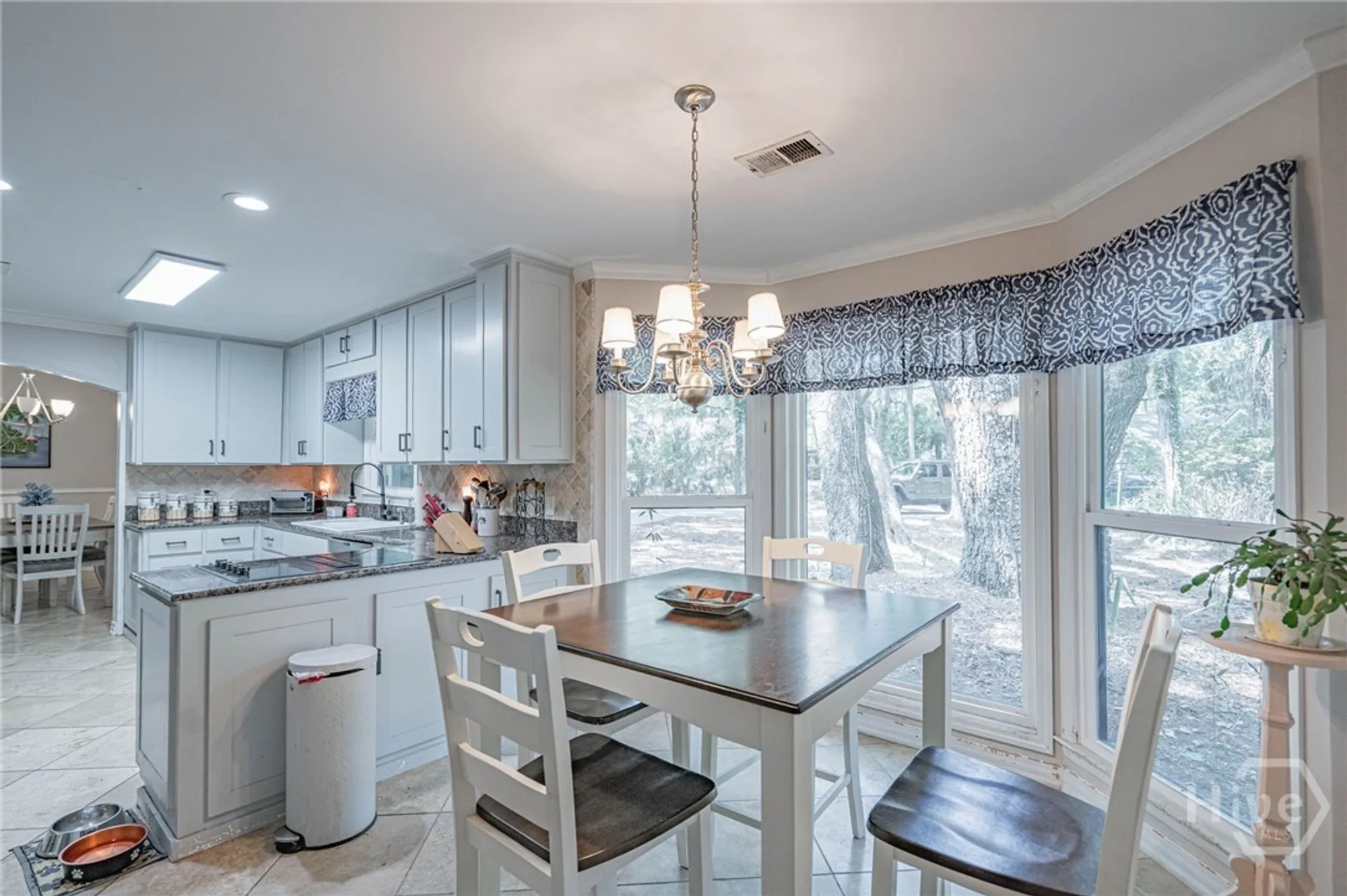 Property Slideshow image 34 of 38 | 4 tomochichi ln, Savannah, GA, 31411