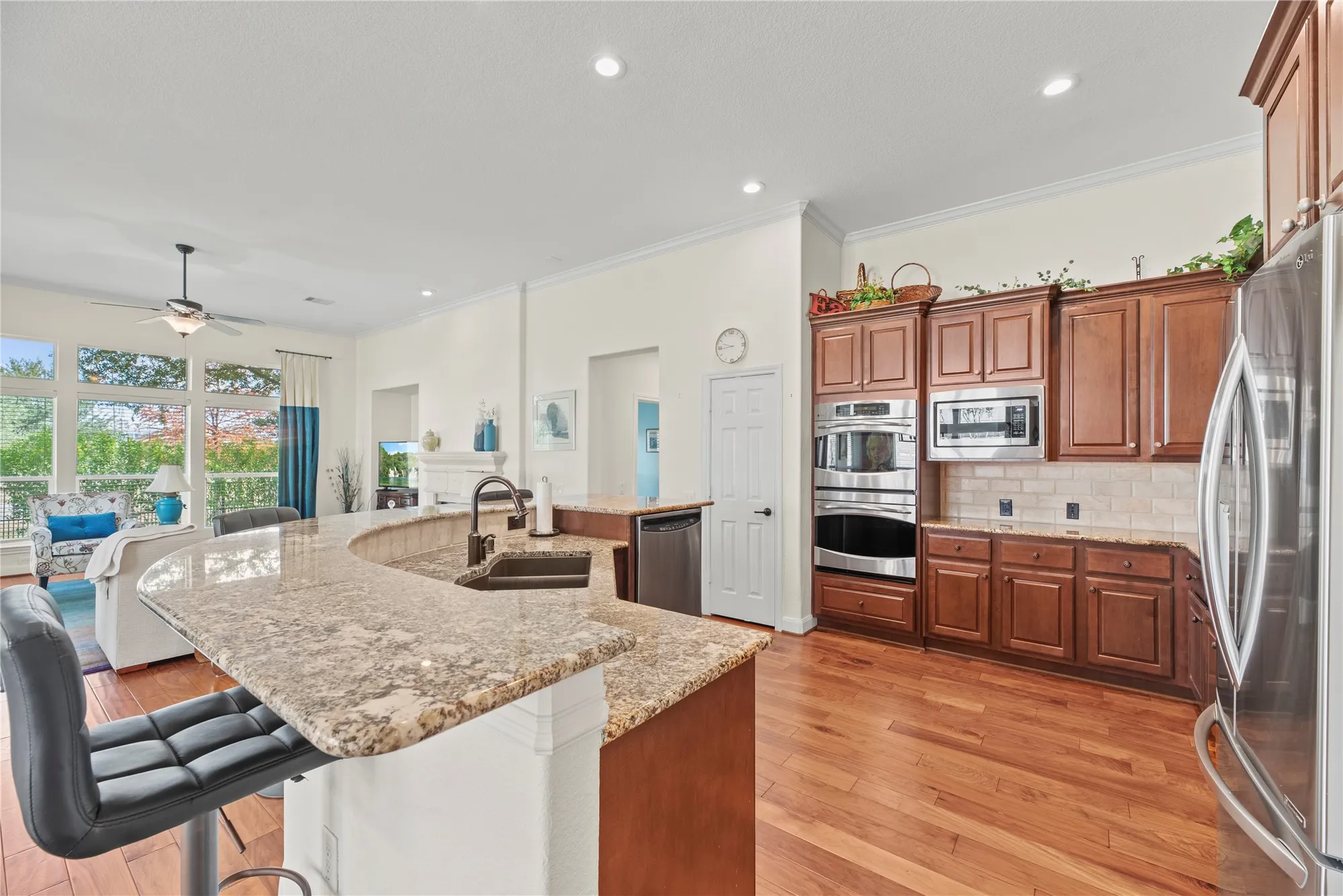 Property Slideshow image 9 of 30 | 9218 e canyon lake springs dr, Cypress, TX, 77433