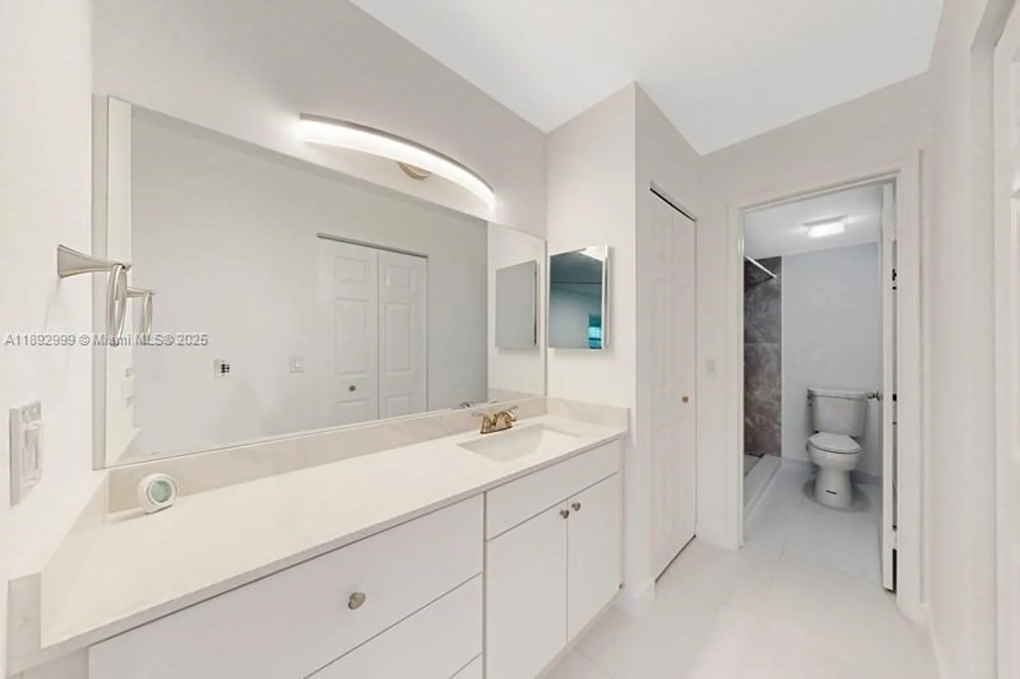 Property Slideshow image 12 of 44 | 1251 sw 125th ave 102t, Pembroke Pines, FL, 33027