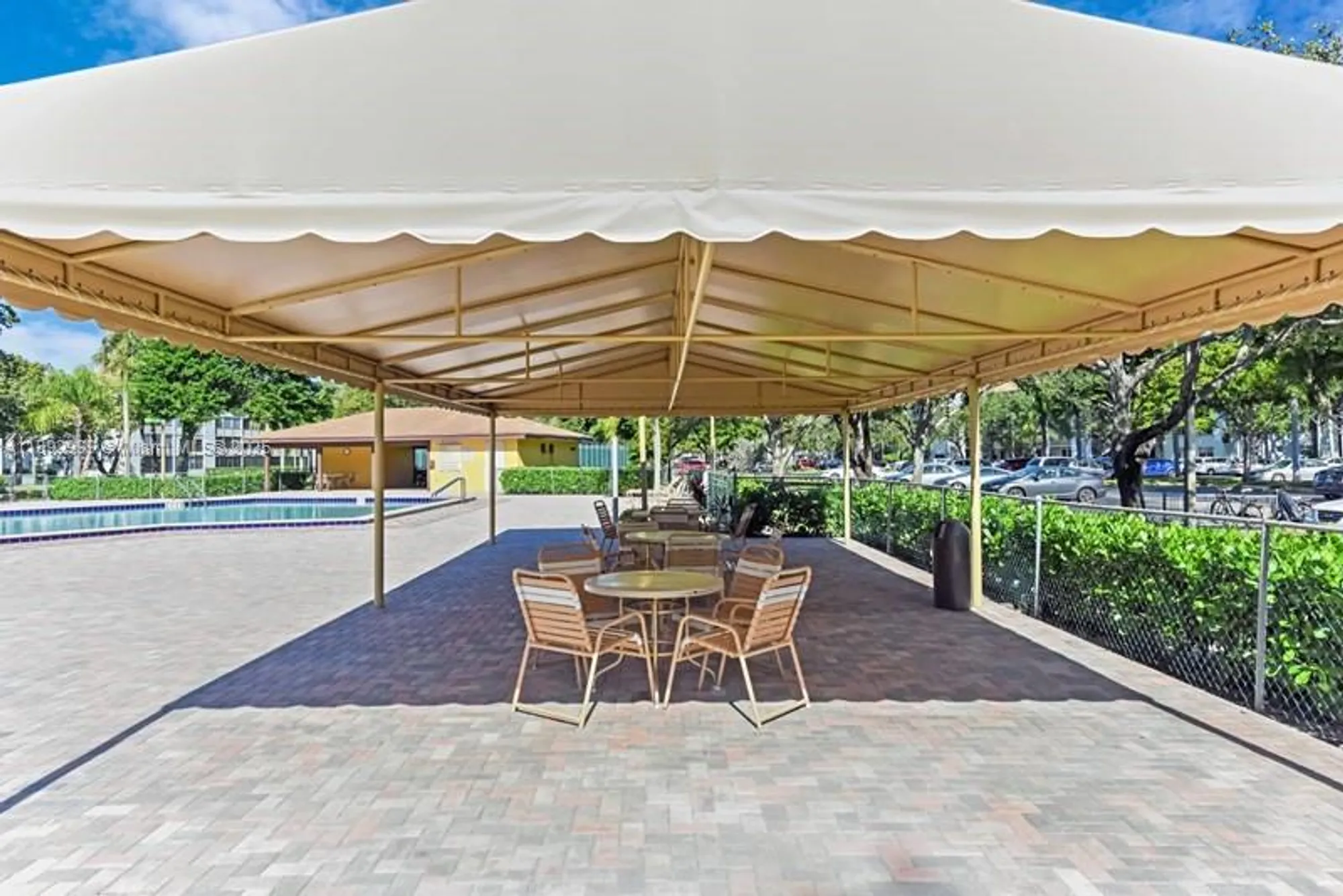 Property Slideshow image 34 of 44 | 1251 sw 125th ave 102t, Pembroke Pines, FL, 33027