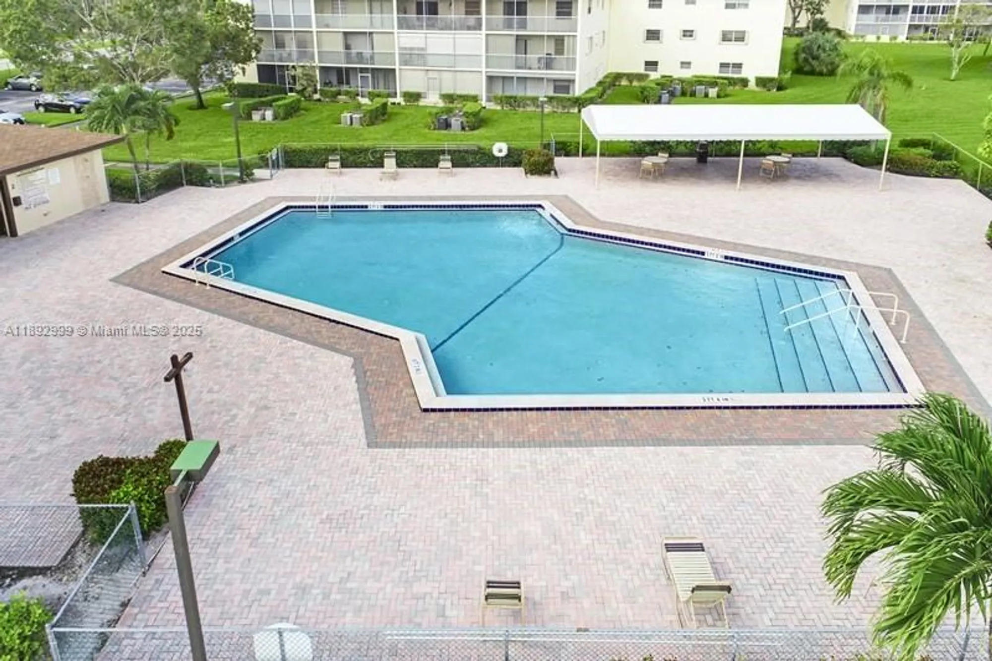 Property Slideshow image 30 of 44 | 1251 sw 125th ave 102t, Pembroke Pines, FL, 33027